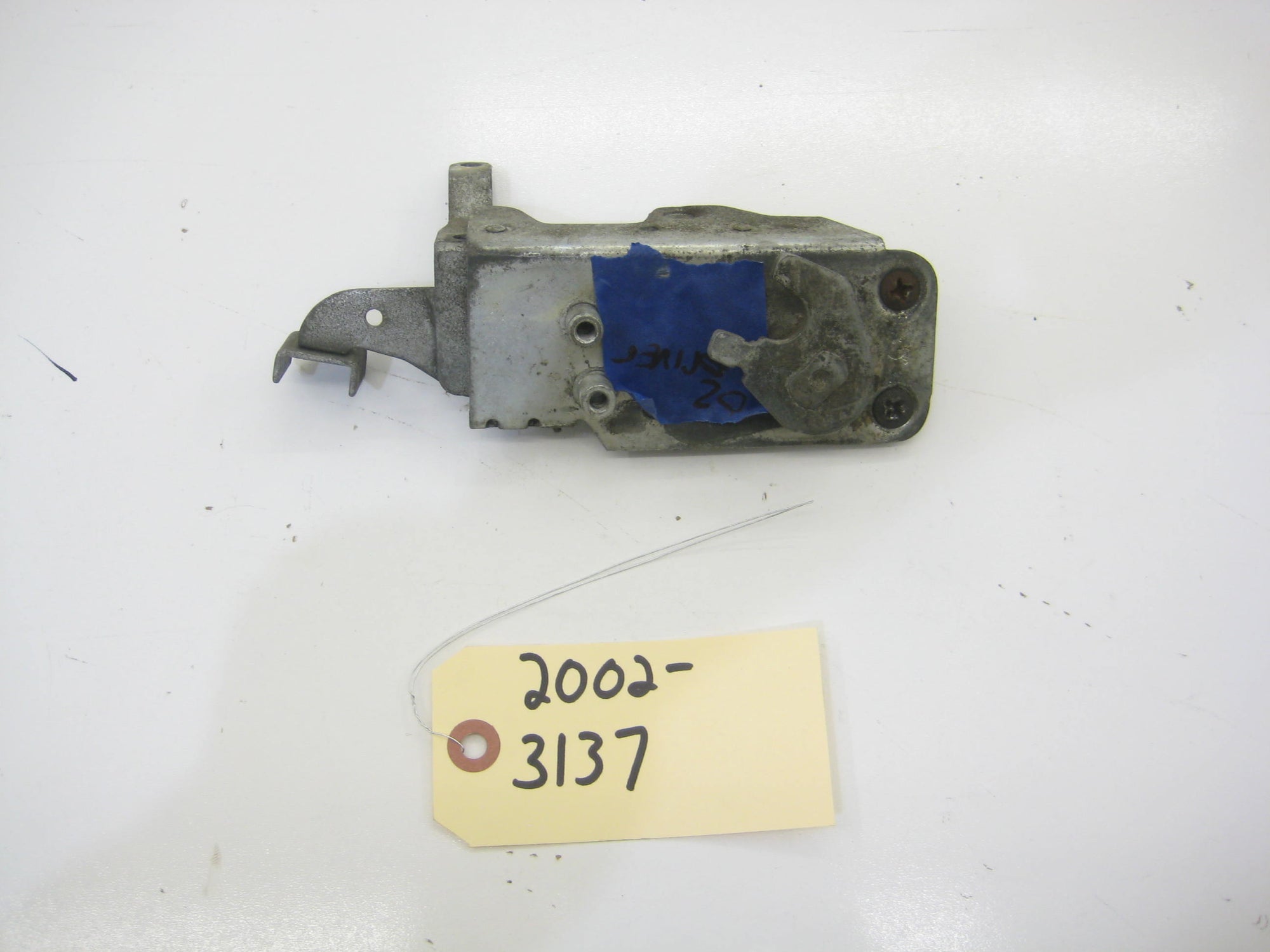 Left Drivers Door Latch Assembly