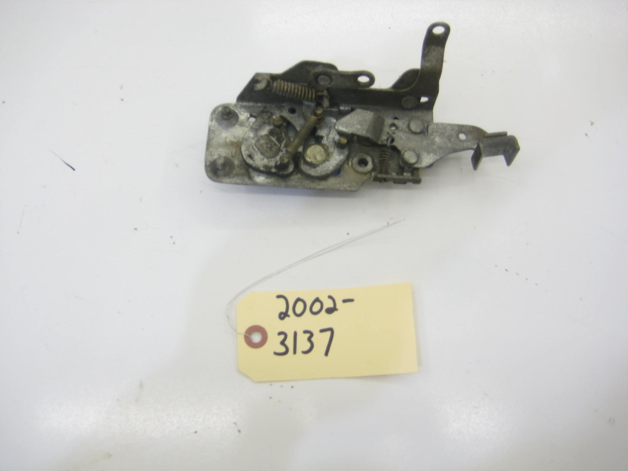 Left Drivers Door Latch Assembly