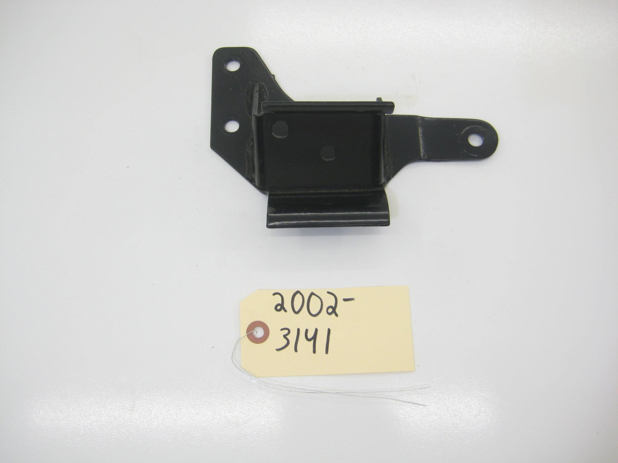 Right Passenger M10 Engine Mount Arm