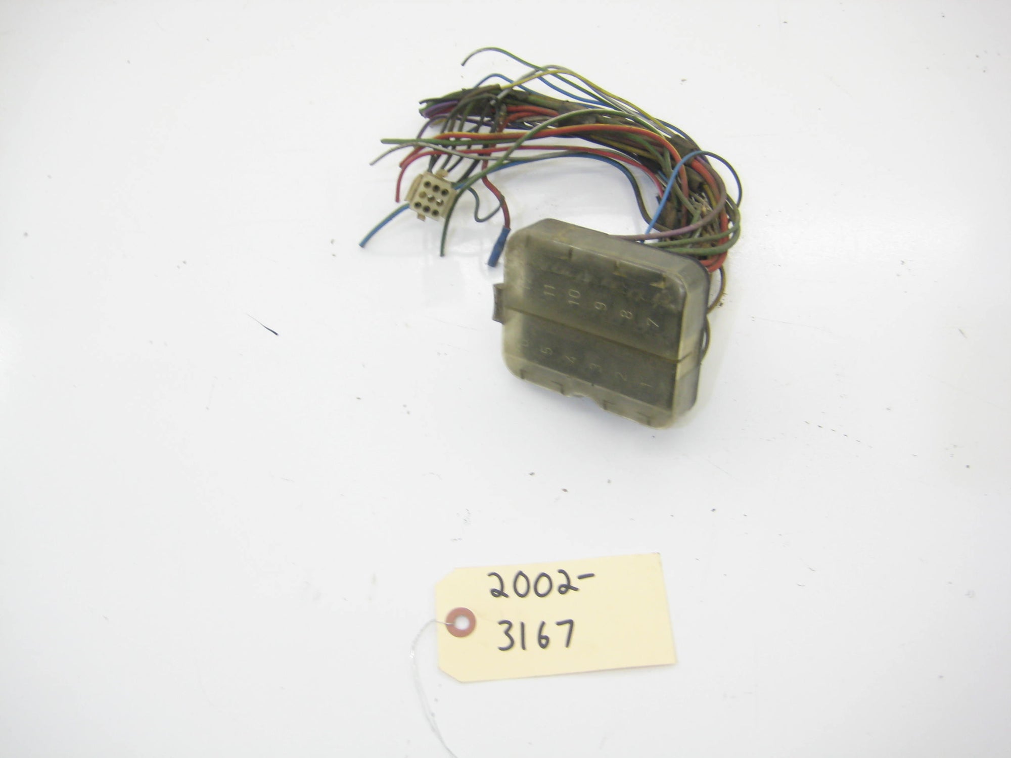 12 Fuse Box With Cover And Cut Wires