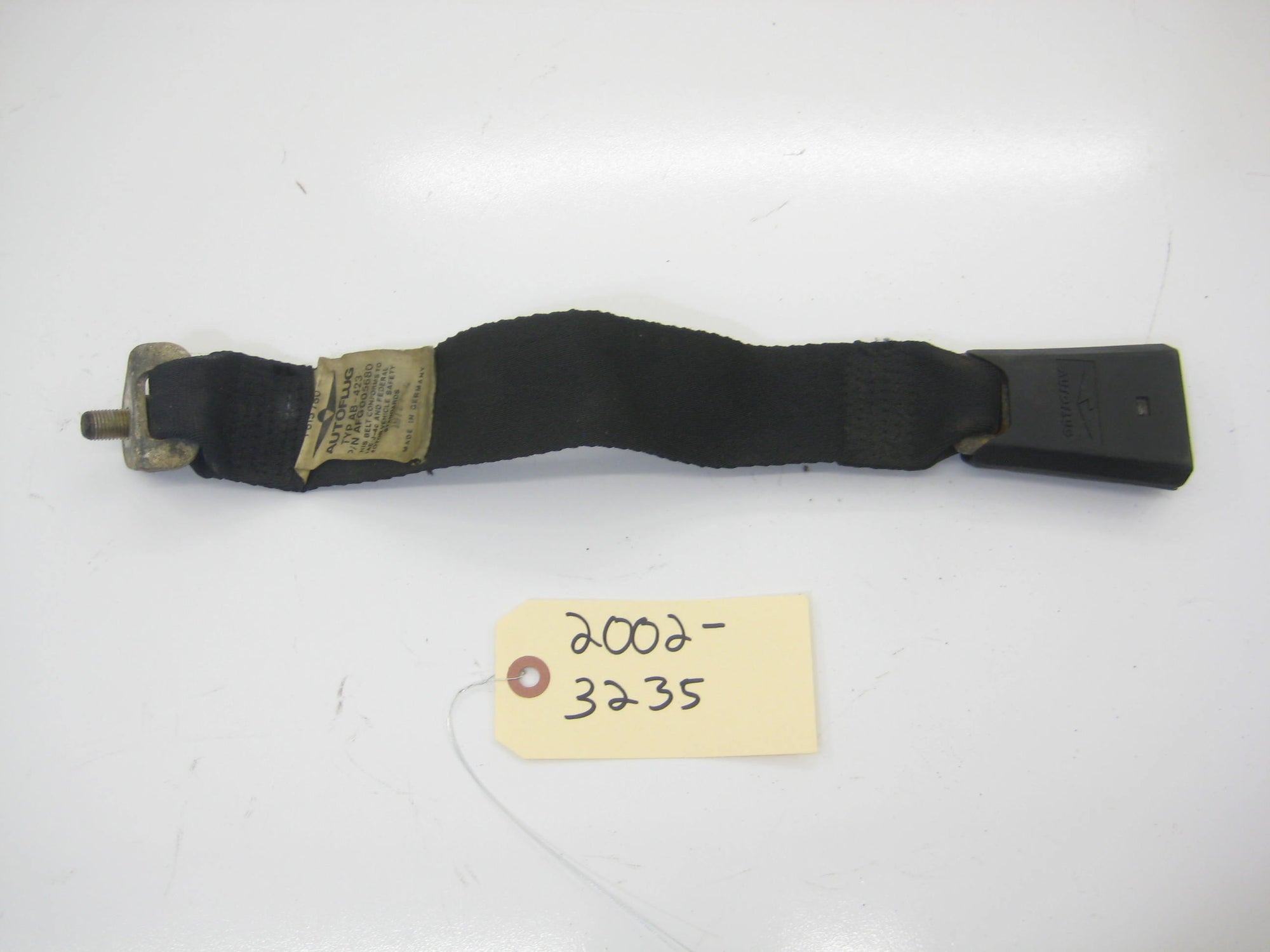 Rear Seat Belt Receptacle