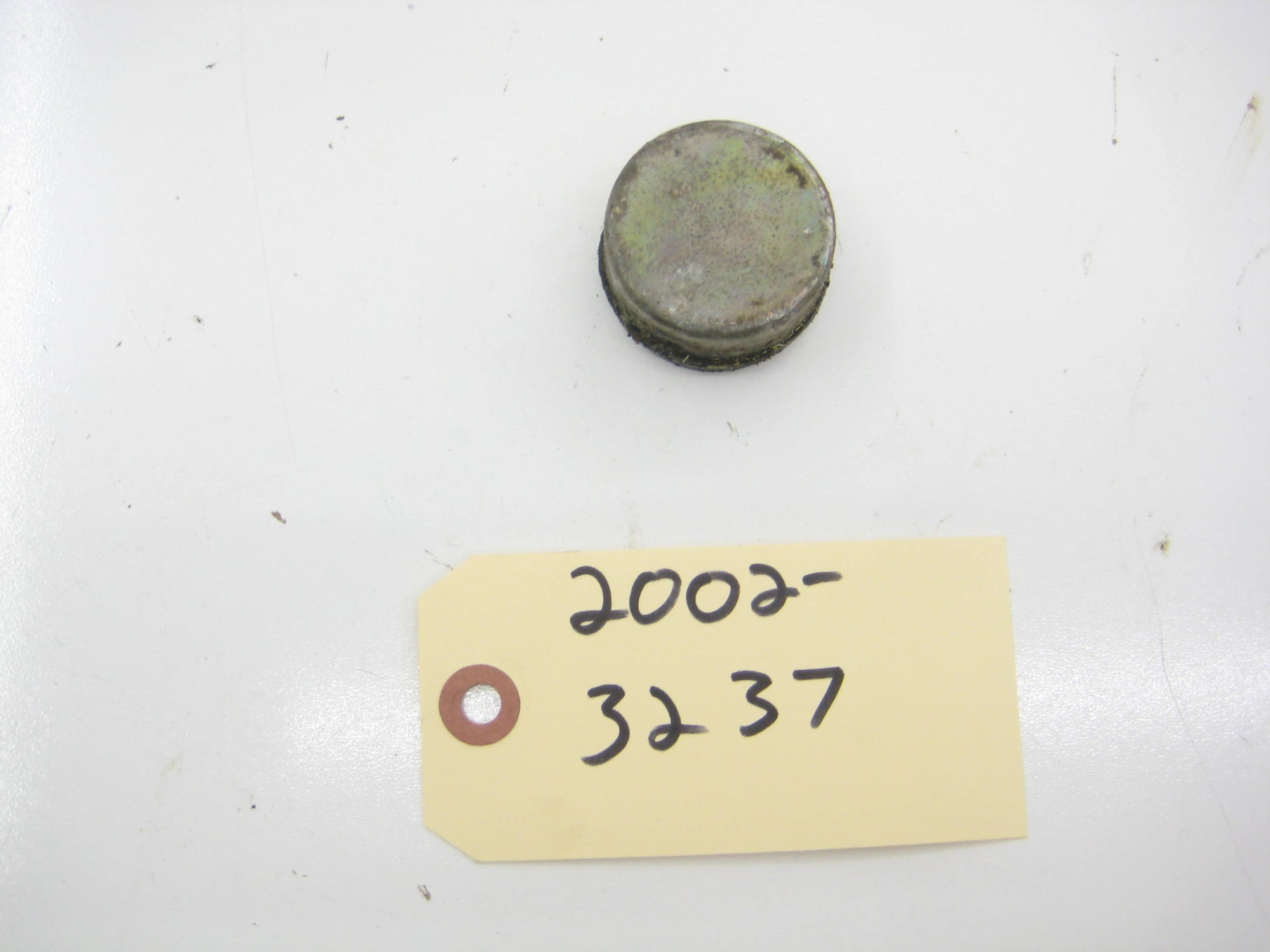 Front Axle Nut Cap