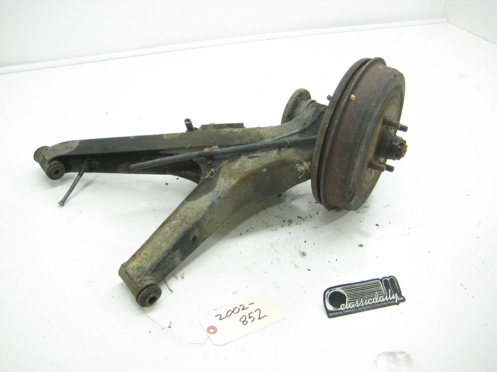 Passenger Right Side Rear Trailing Arm (NO HUBS)