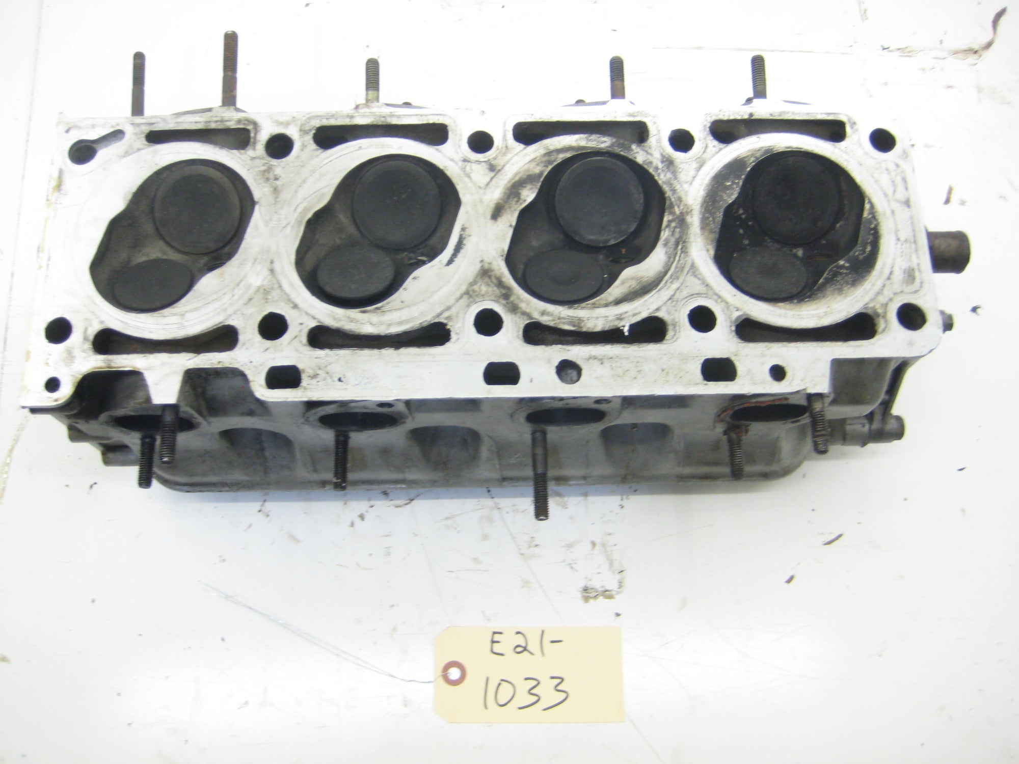 M10 121 Cylinder Head 71 Casting
