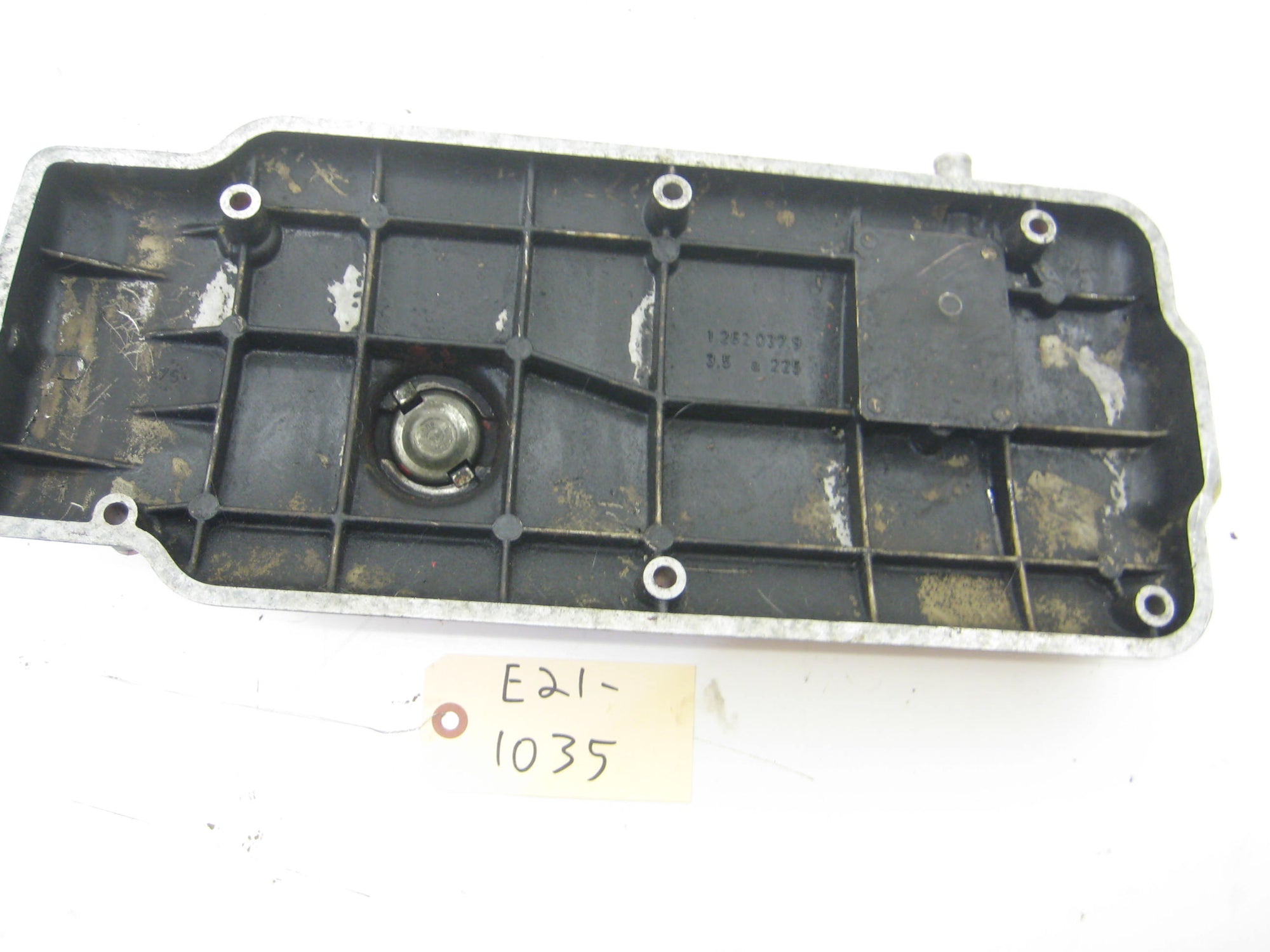 M10 Valve Cover