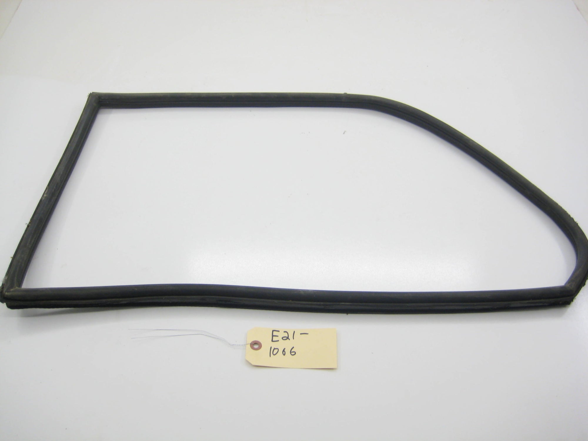 Left Drivers Rear Flip Pop Out Window Seal