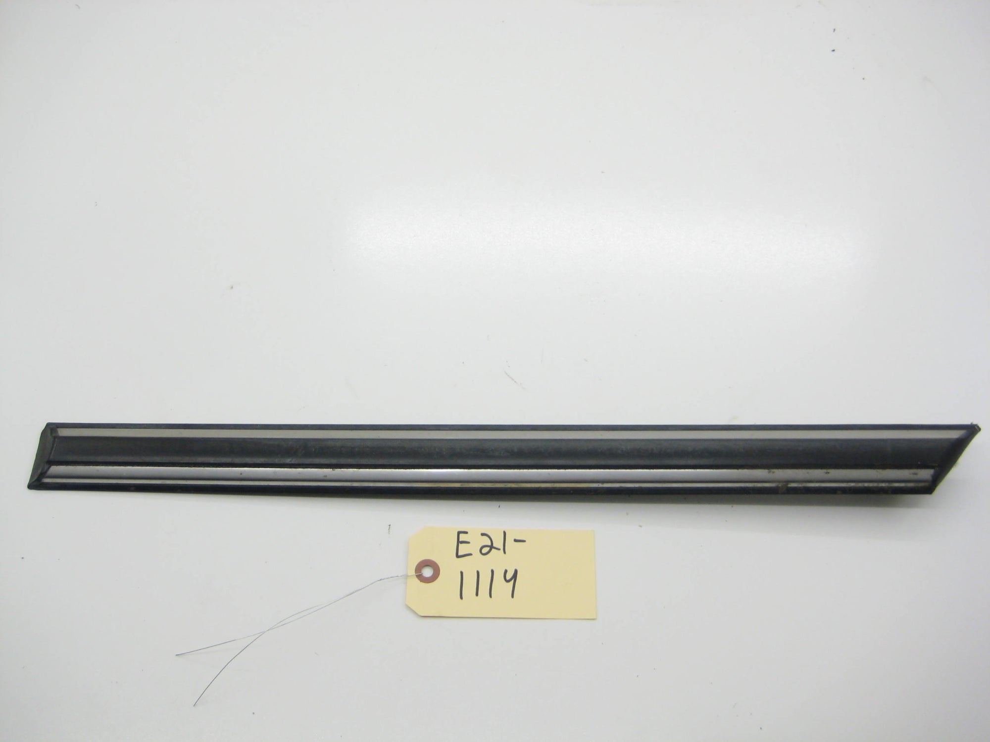 Left Drivers Rear Quarter Bump Trim