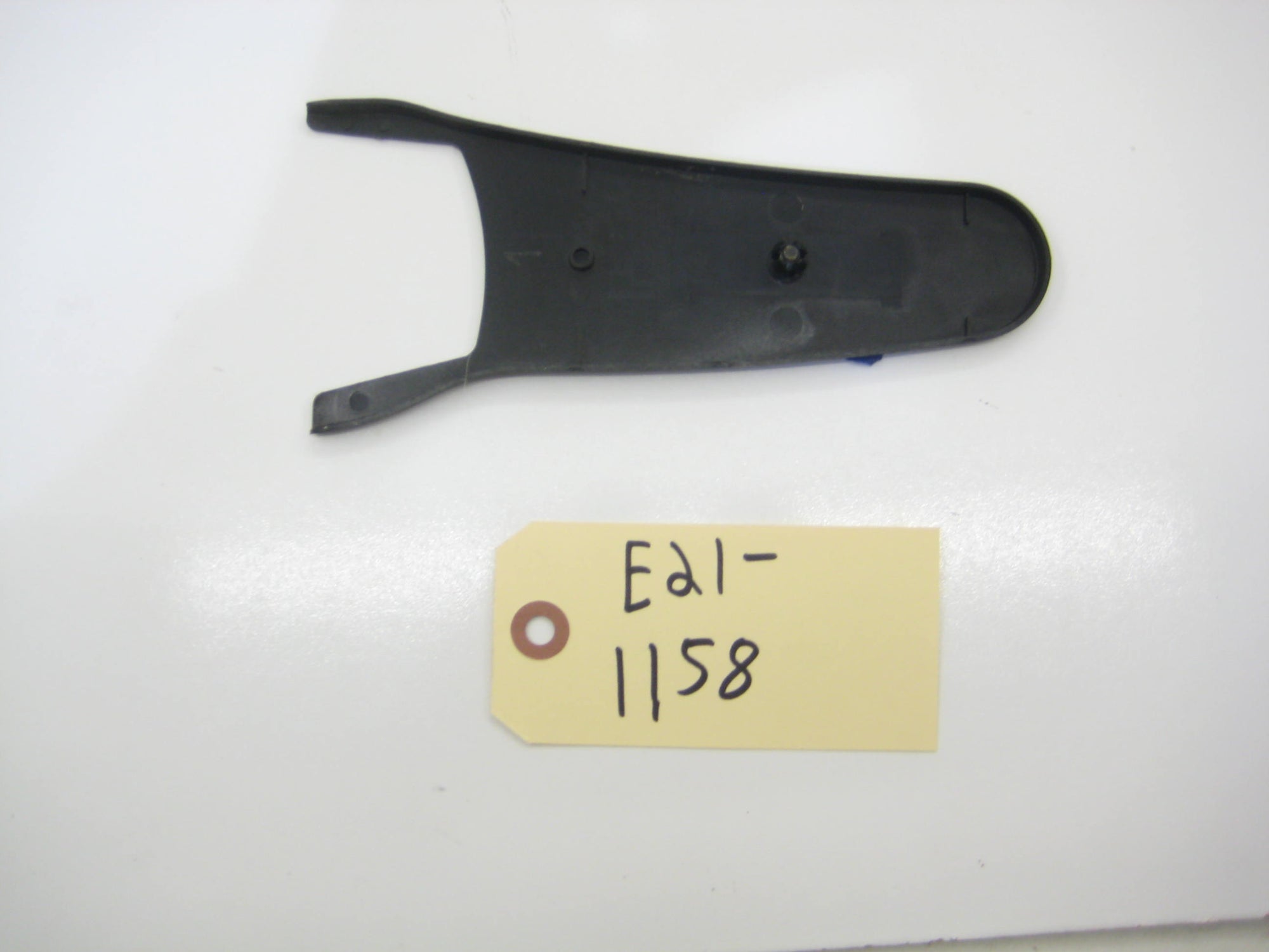 Comfort Seat Upper Right Hinge Cover