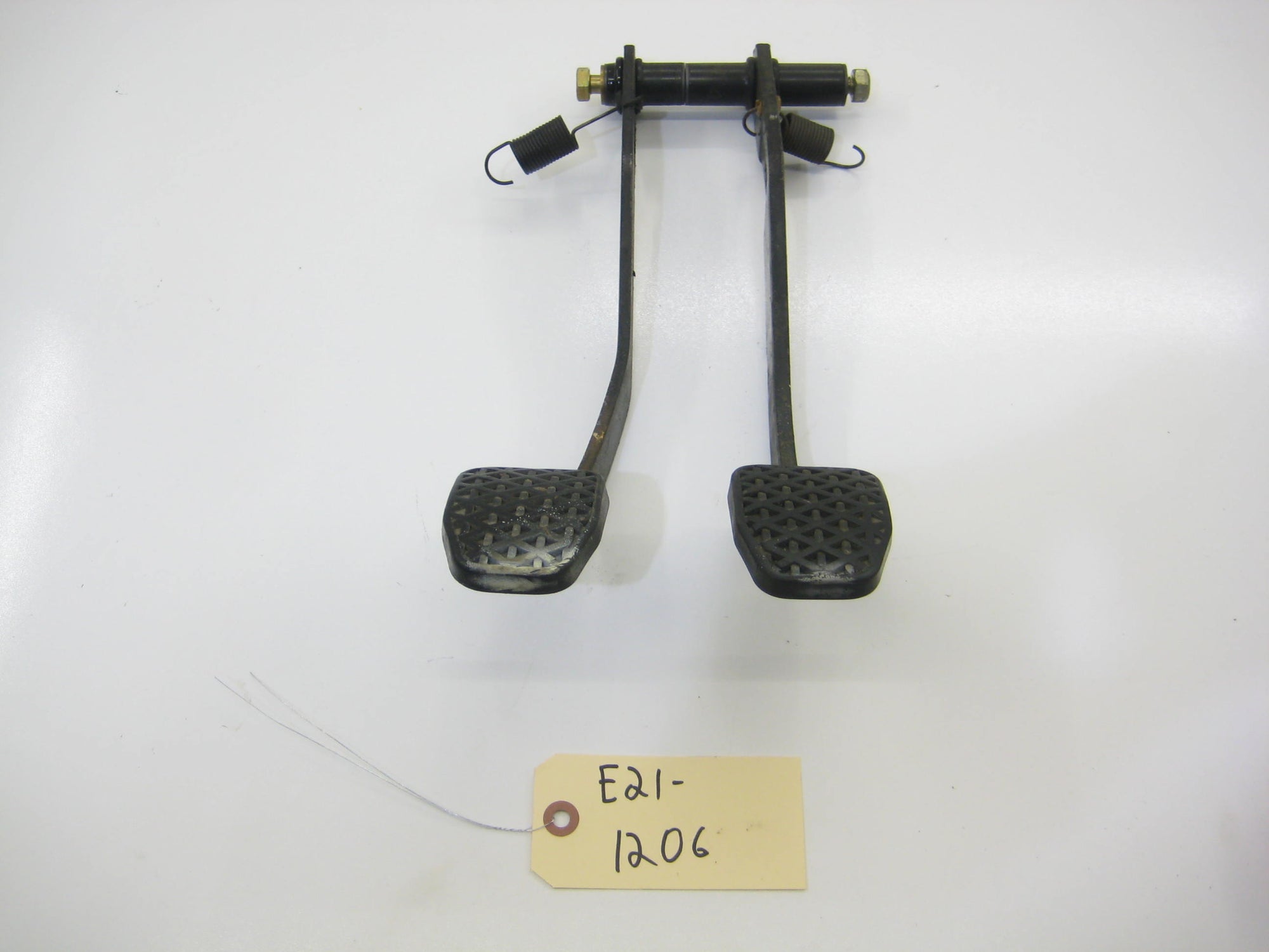 Manual Pedal Set (Brake And Clutch)
