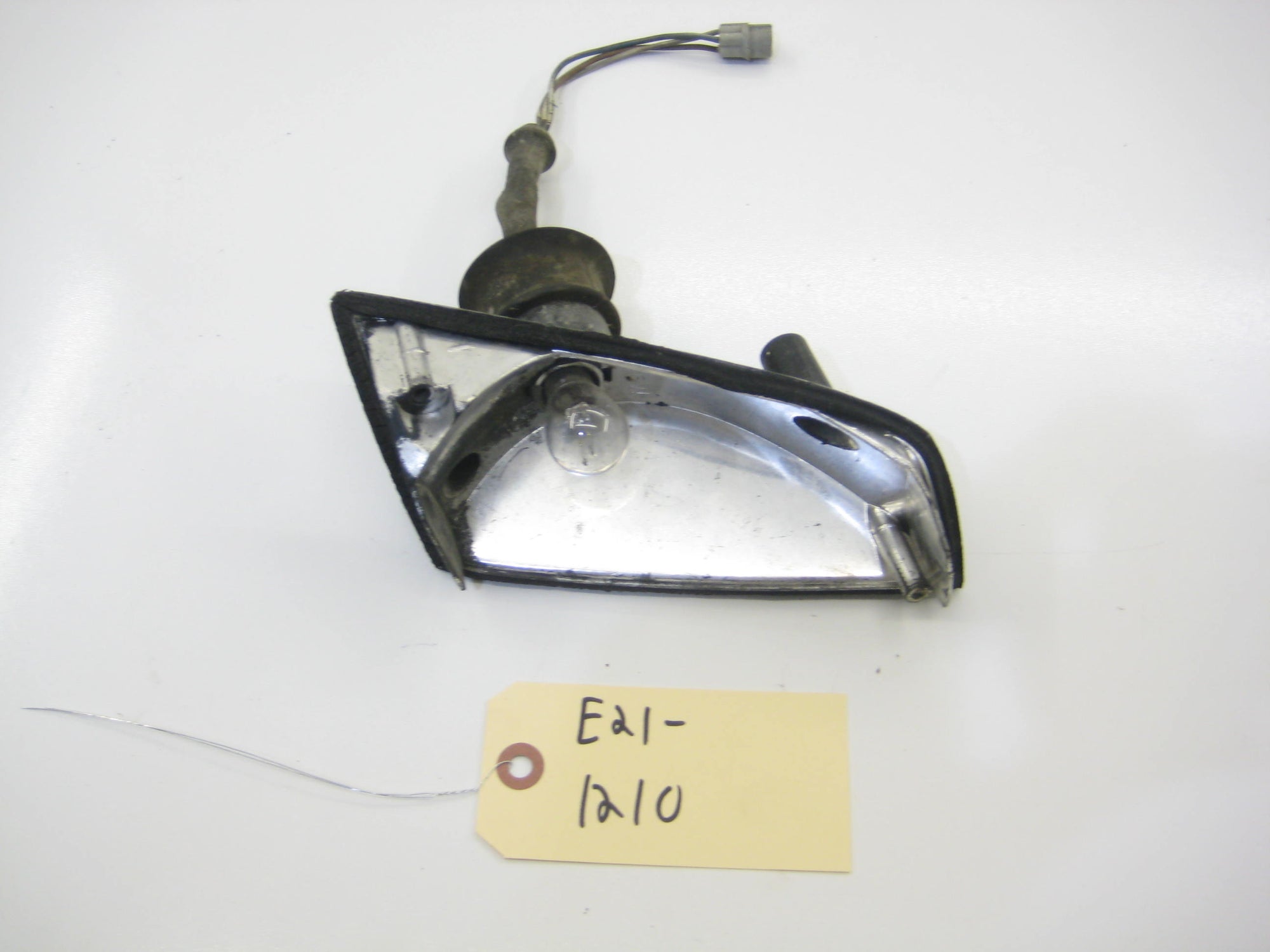 Passenger Right Front Blinker Housing