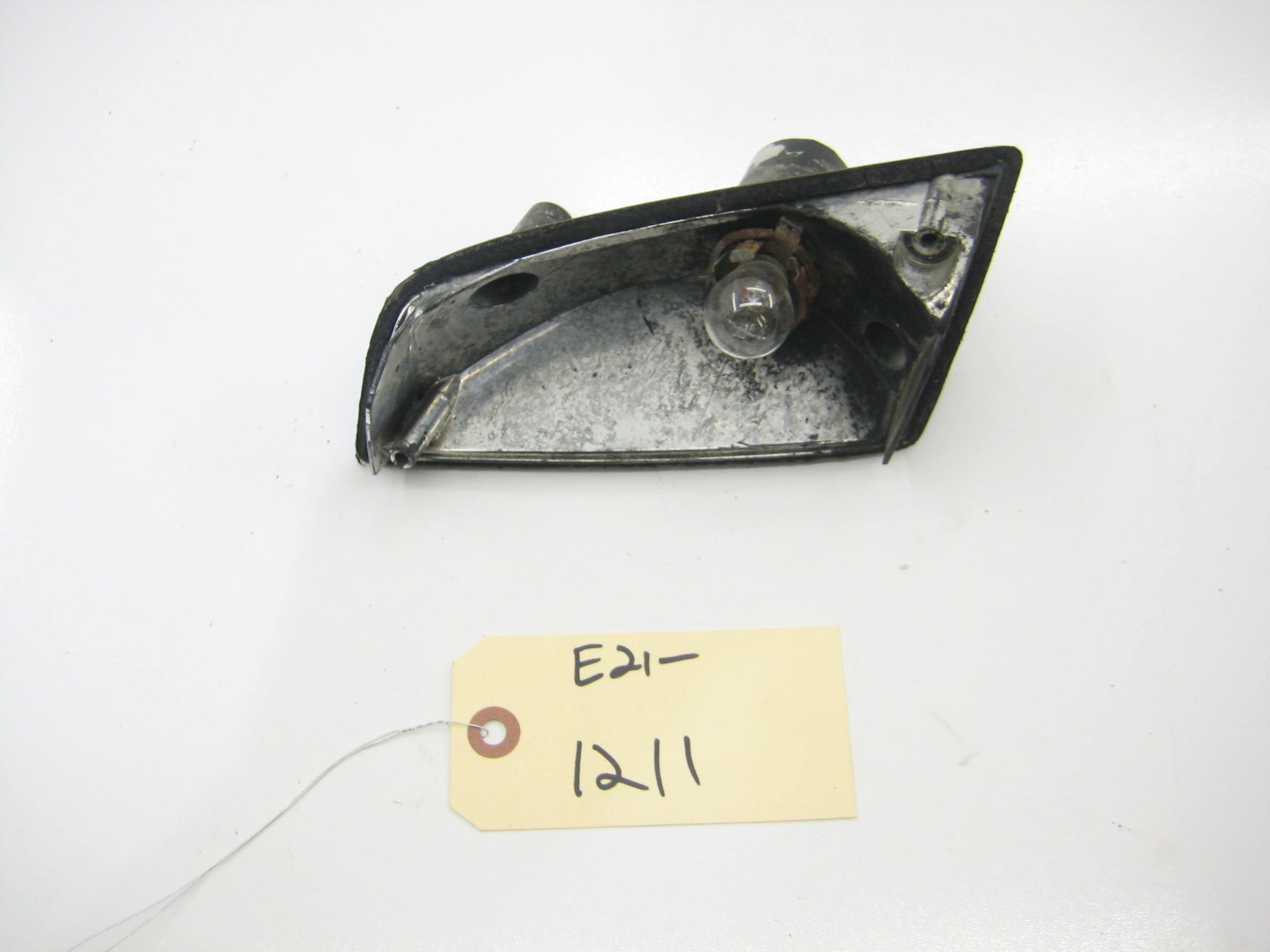 Drivers Left Front Blinker Housing