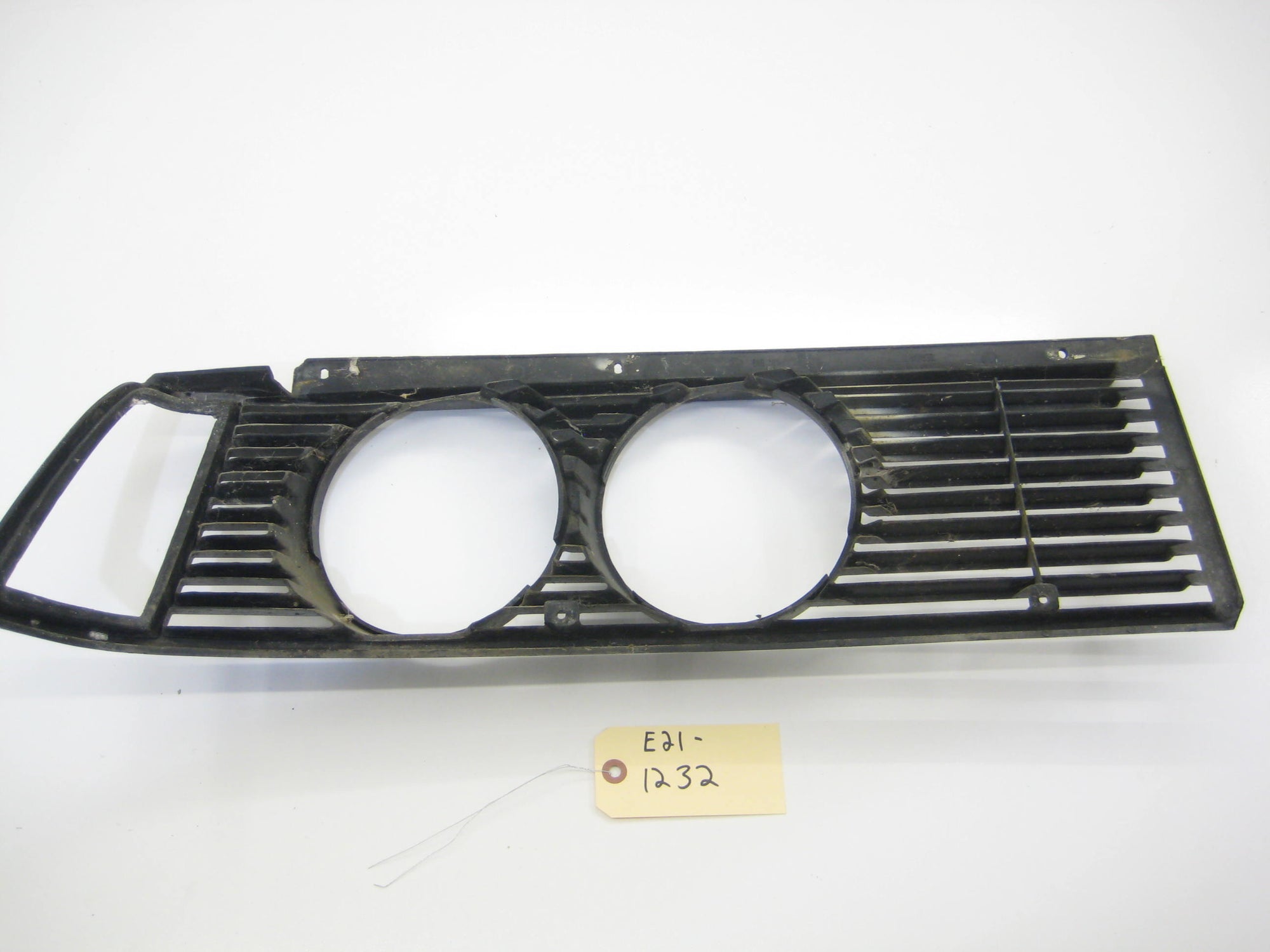 Left Drivers Front Side Grille