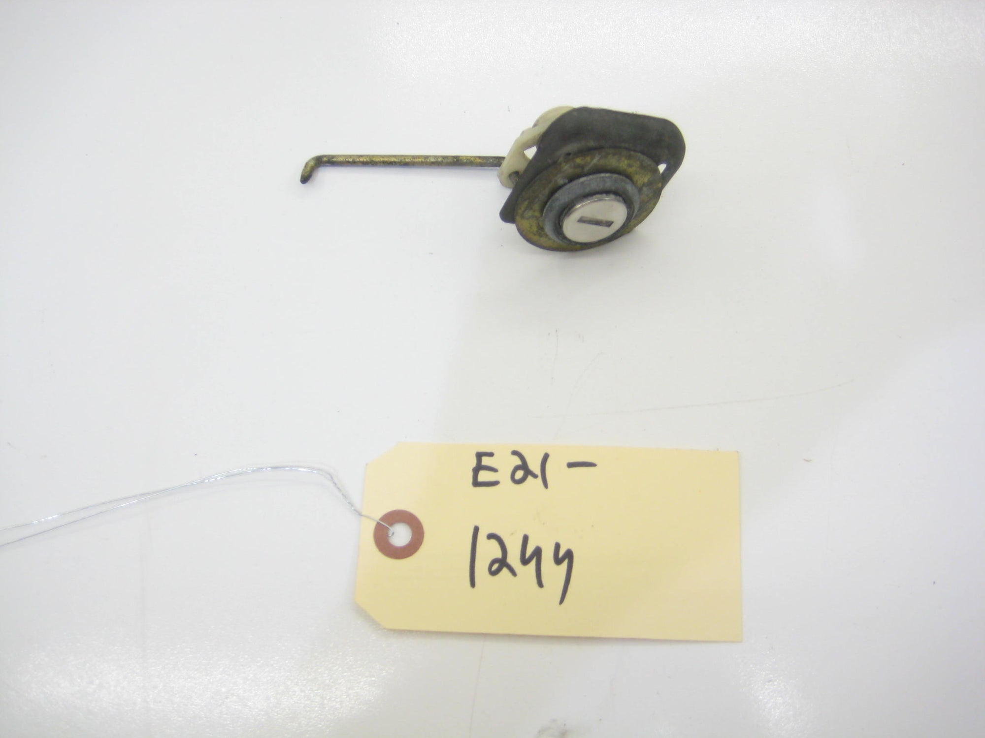 Passenger Side Door Lock (NO KEY)