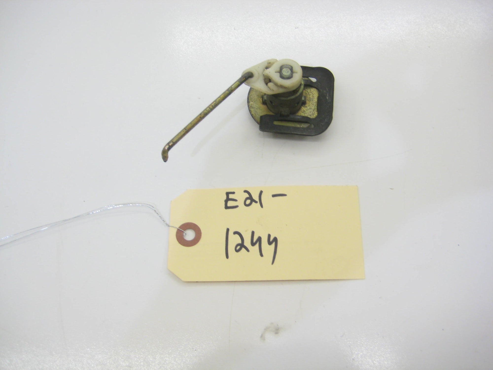 Passenger Side Door Lock (NO KEY)