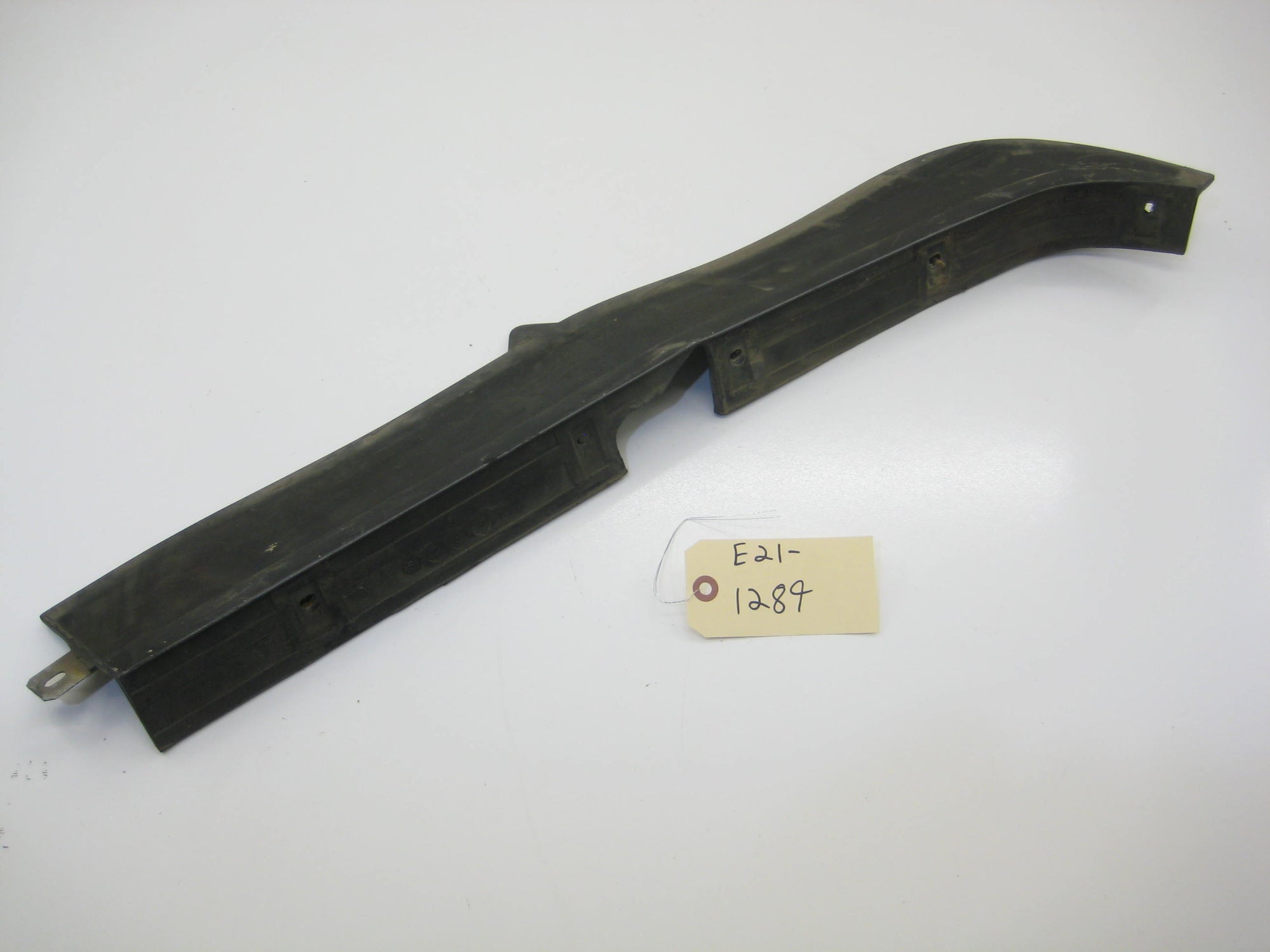 Right Passenger Front Big Bumper Top Trim