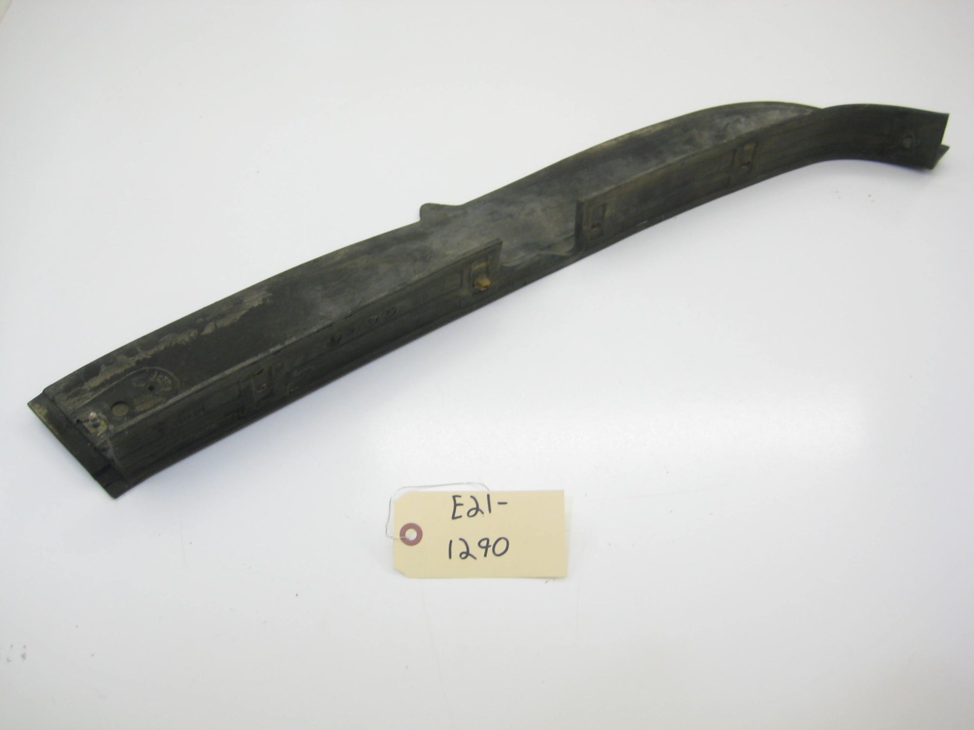 Left Drivers Front Big Bumper Top Trim