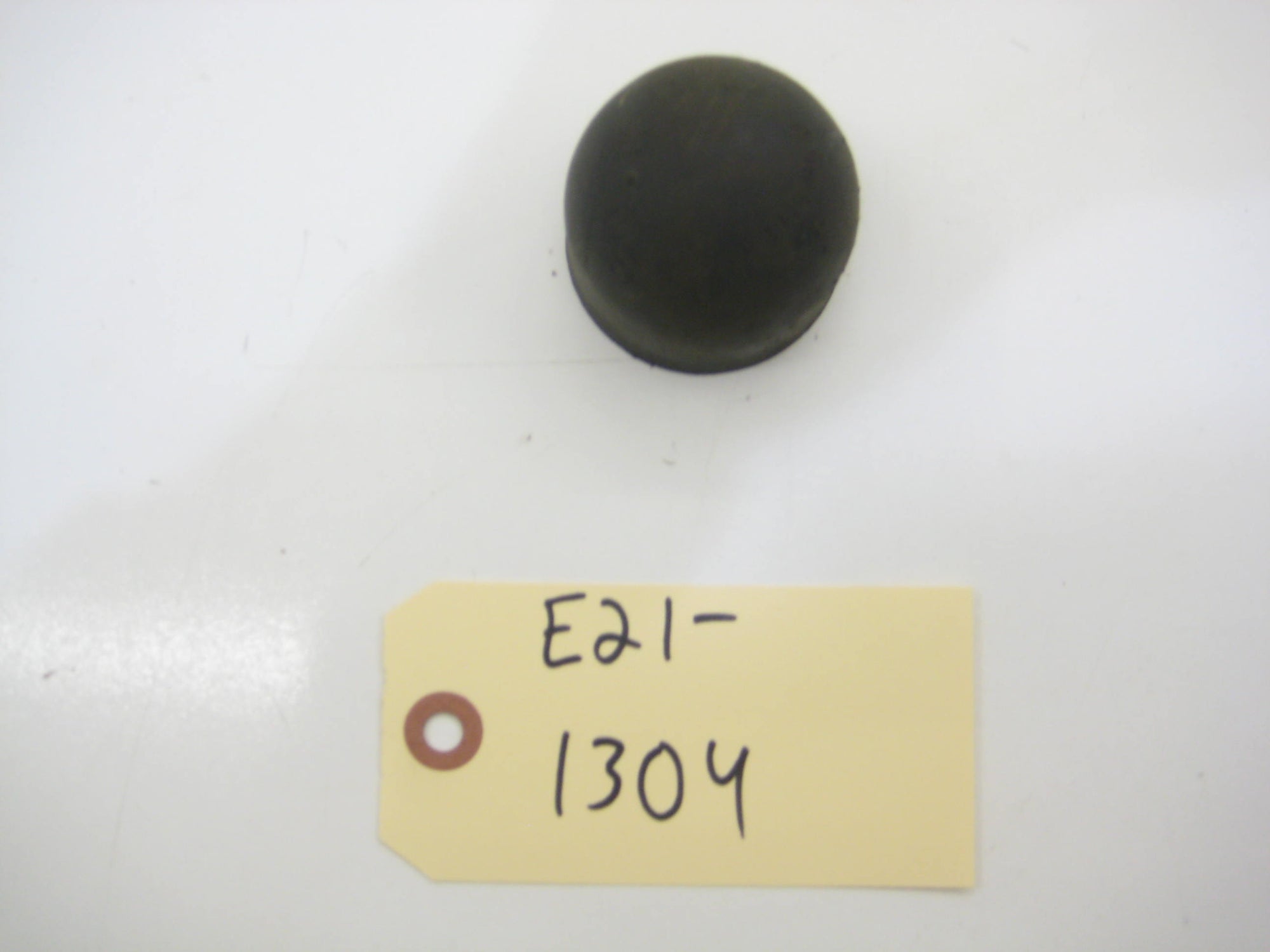 Rear Strut Cap