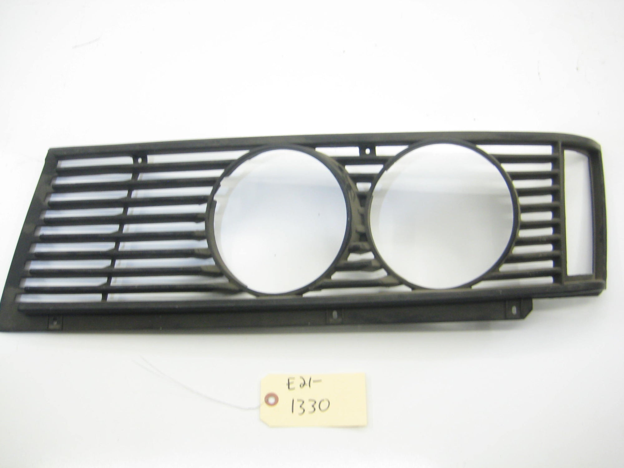 Right Passenger Front Side Grille