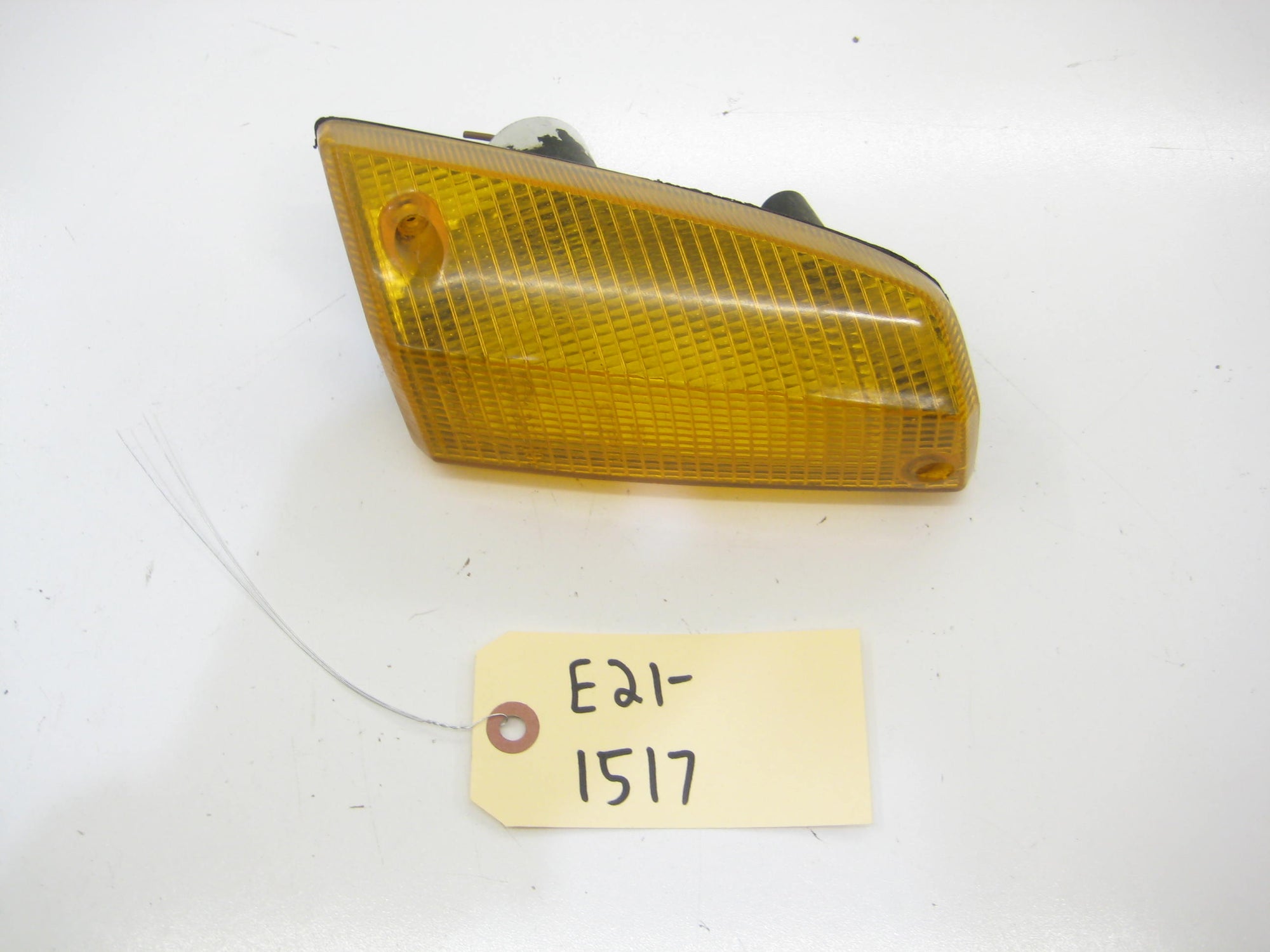 Right Passenger Front Blinker Housing And Lens