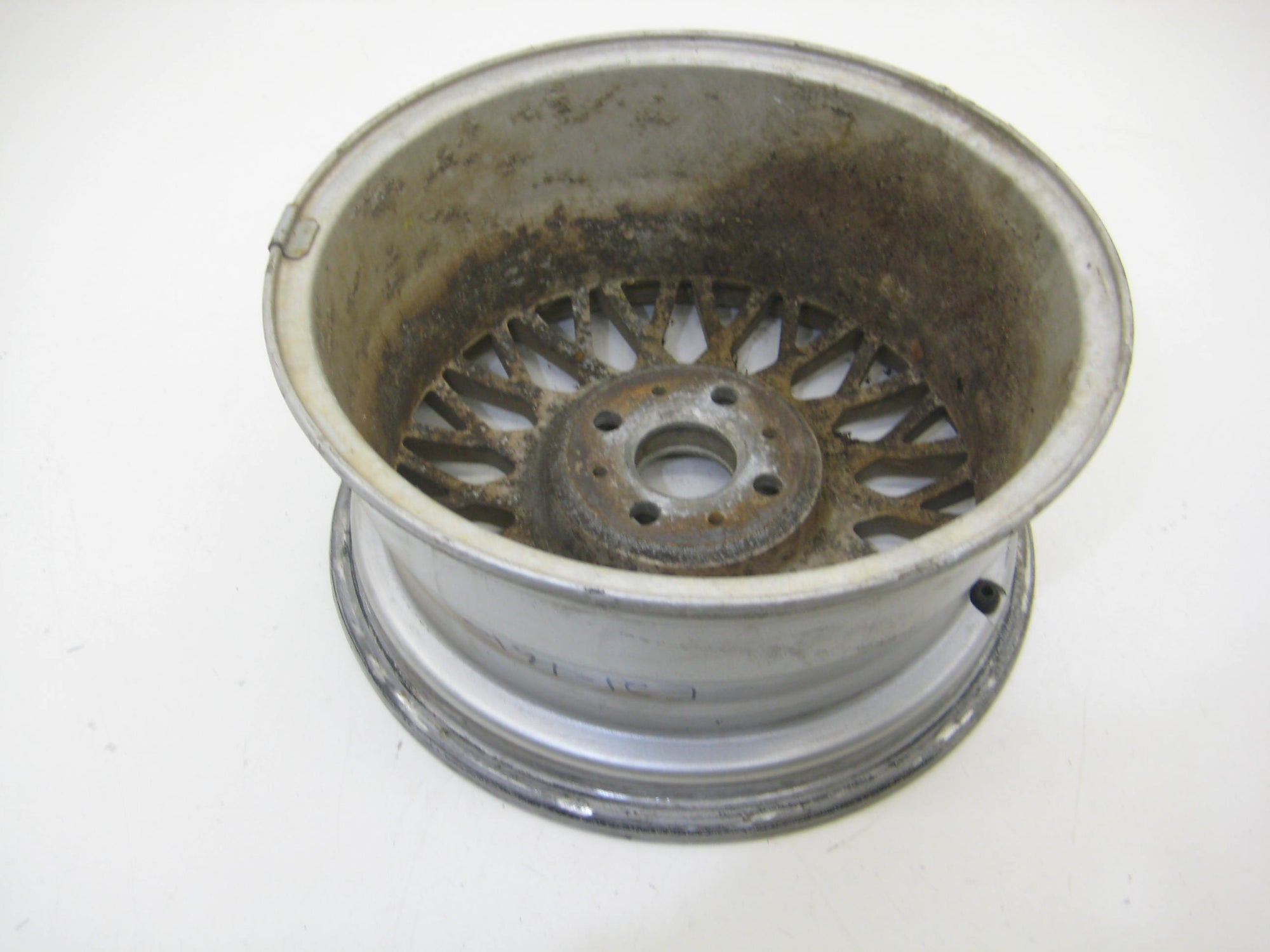 15x7 ET41 4x100 325iX Wheel