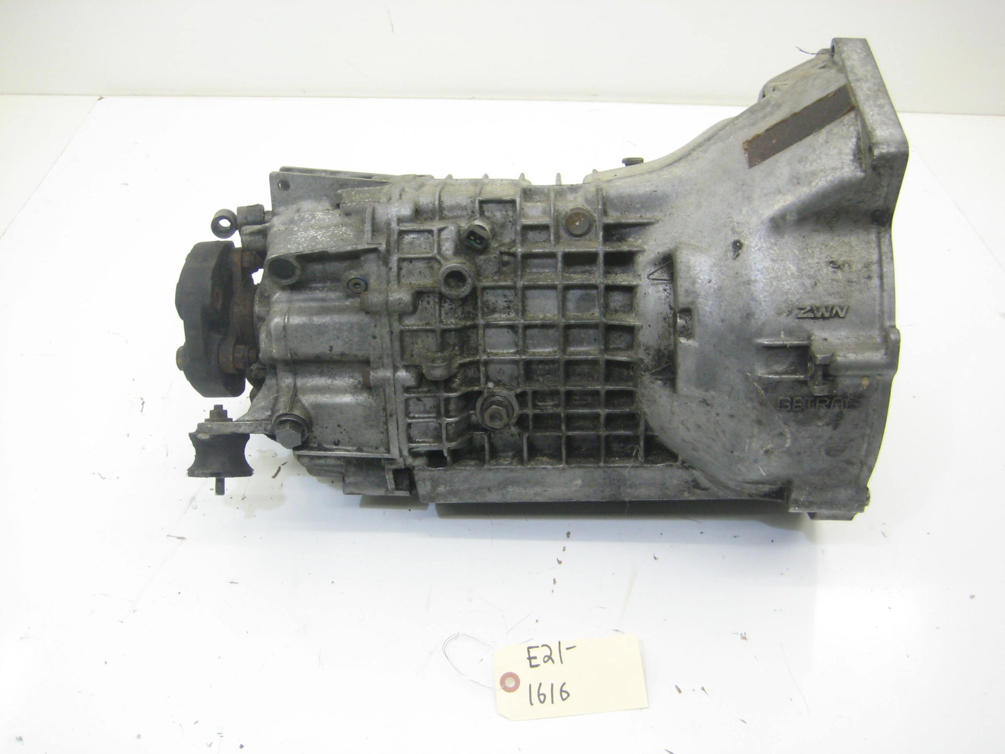G260/6 5 Speed M30 Manual Transmission