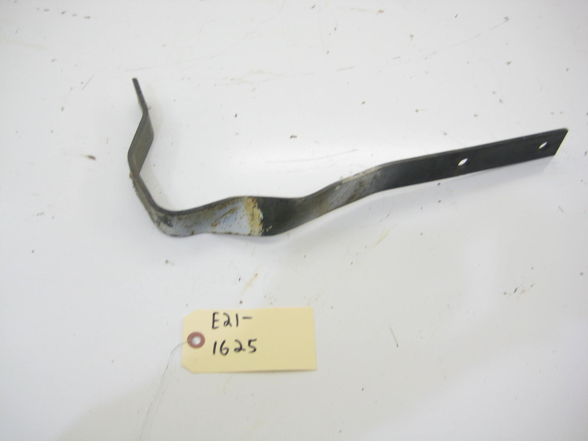 Drivers Left Side Front Bumper Bracket Mount