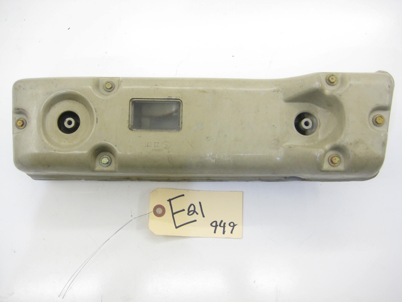Passenger Right LATE Taillight Bulb Housing