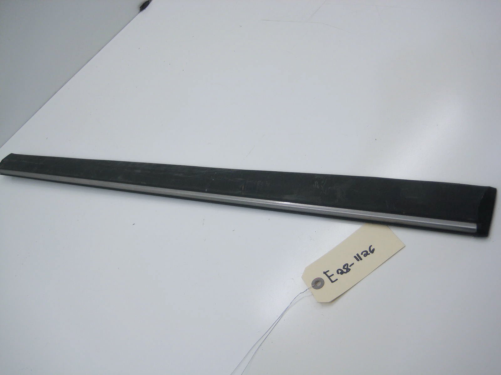Drivers Left Front Door Bump Trim