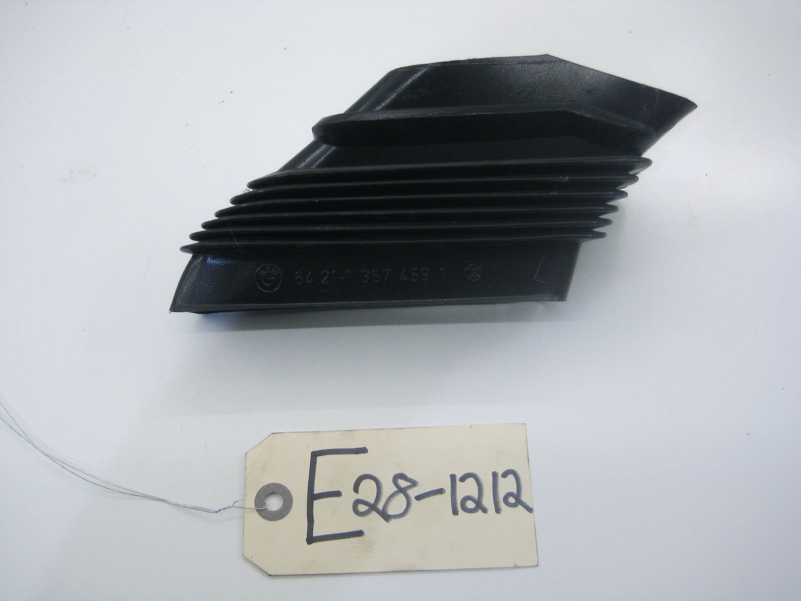 Left Floor Vent Bellow