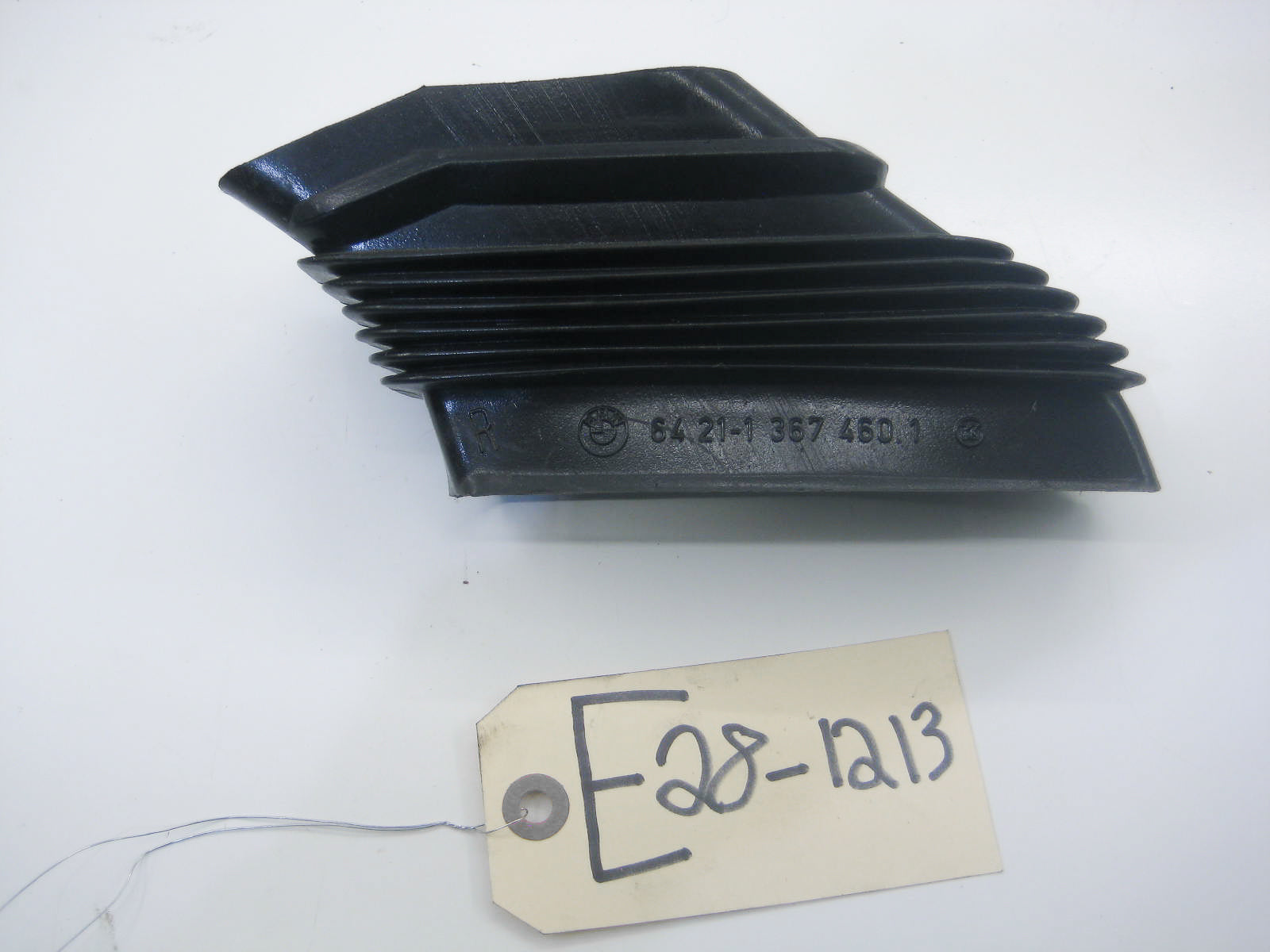 Right Floor Vent Bellow