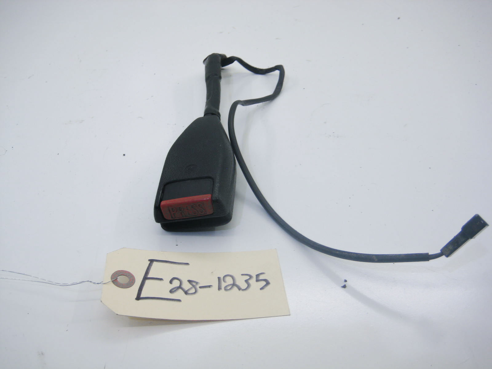 Passenger Front Seat Belt Receptacle