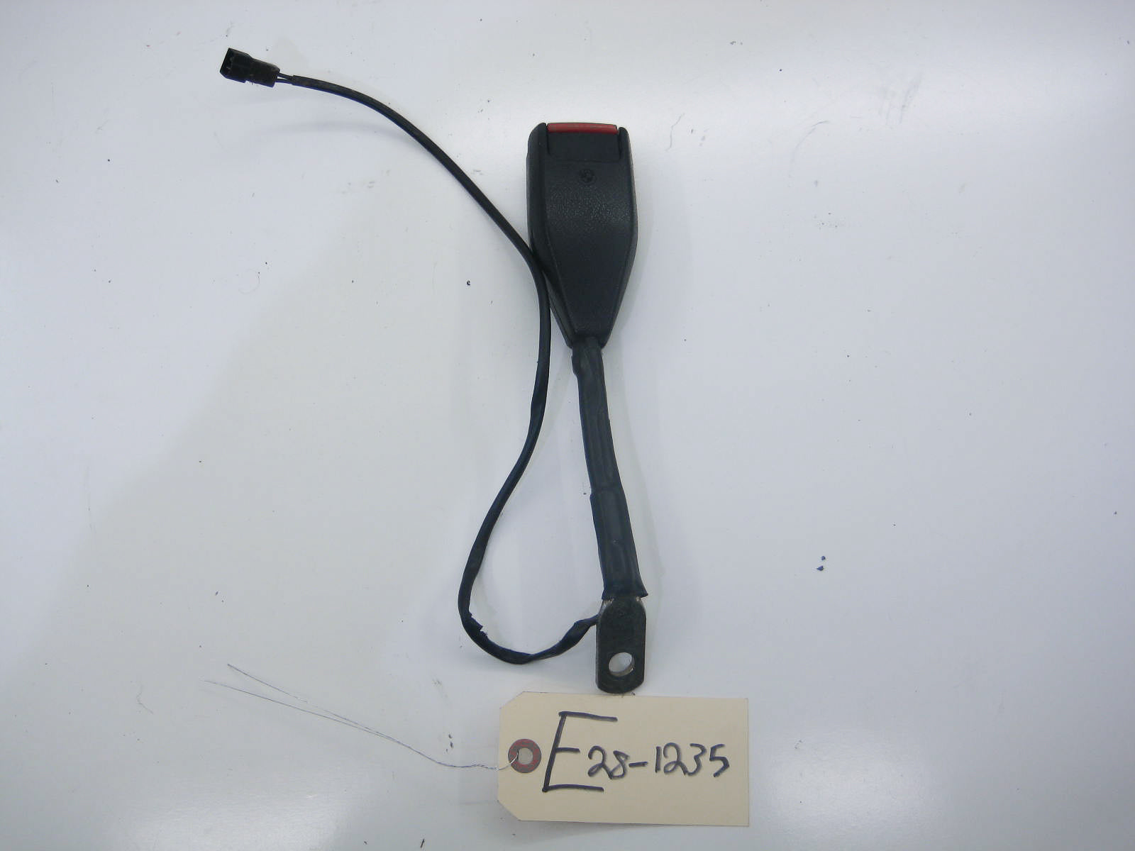 Passenger Front Seat Belt Receptacle