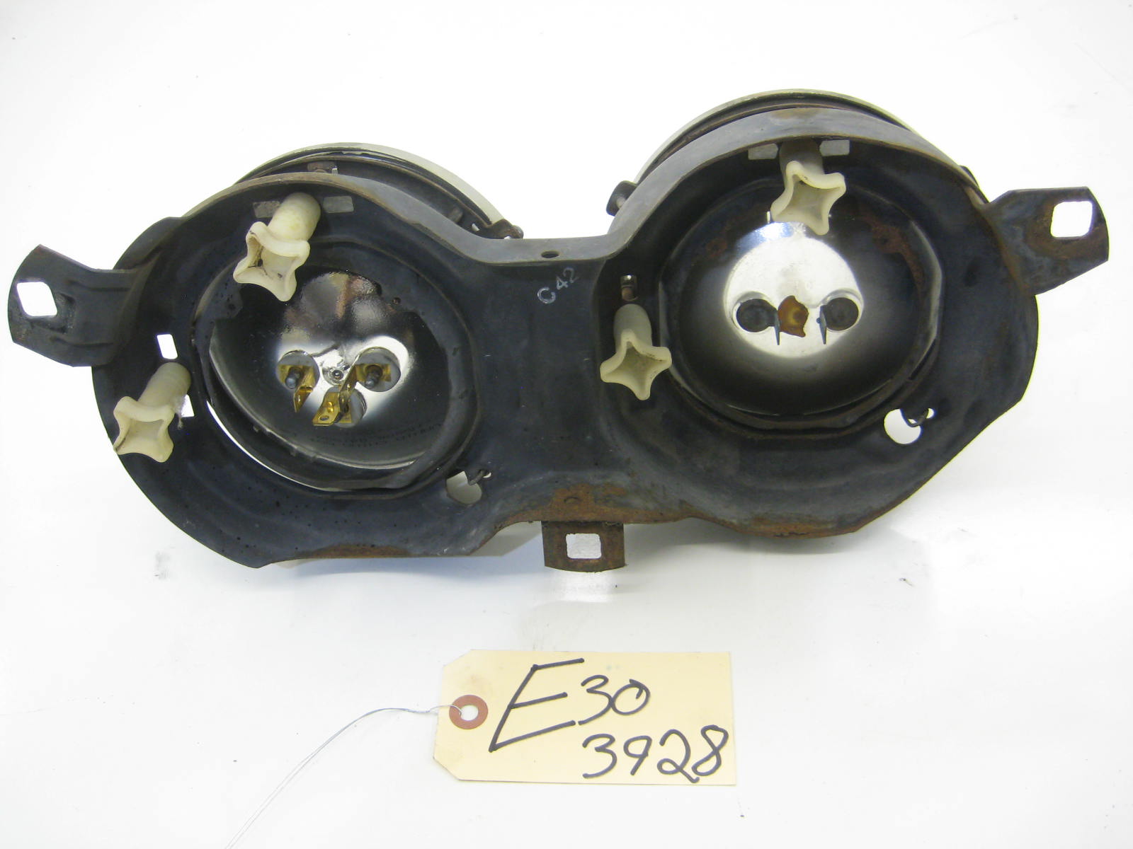 Left Drivers Sealed Headlight Assembly