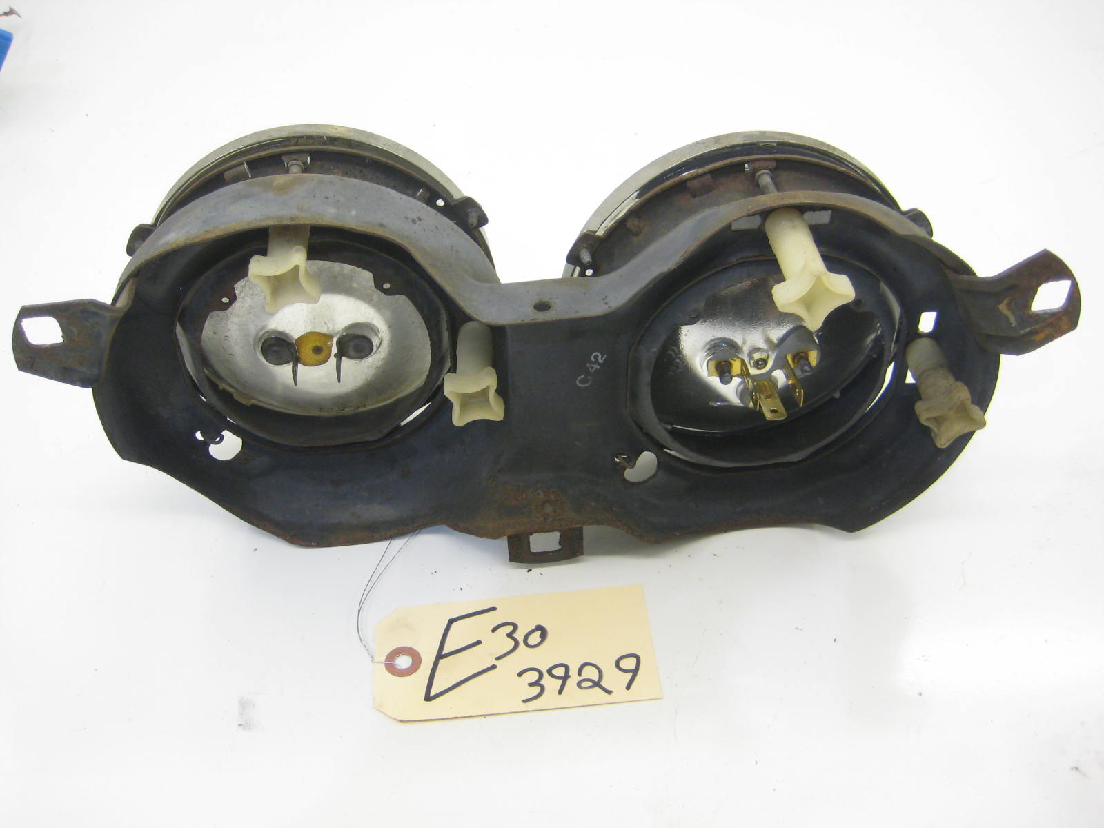 Right Passenger Sealed Headlight Assembly