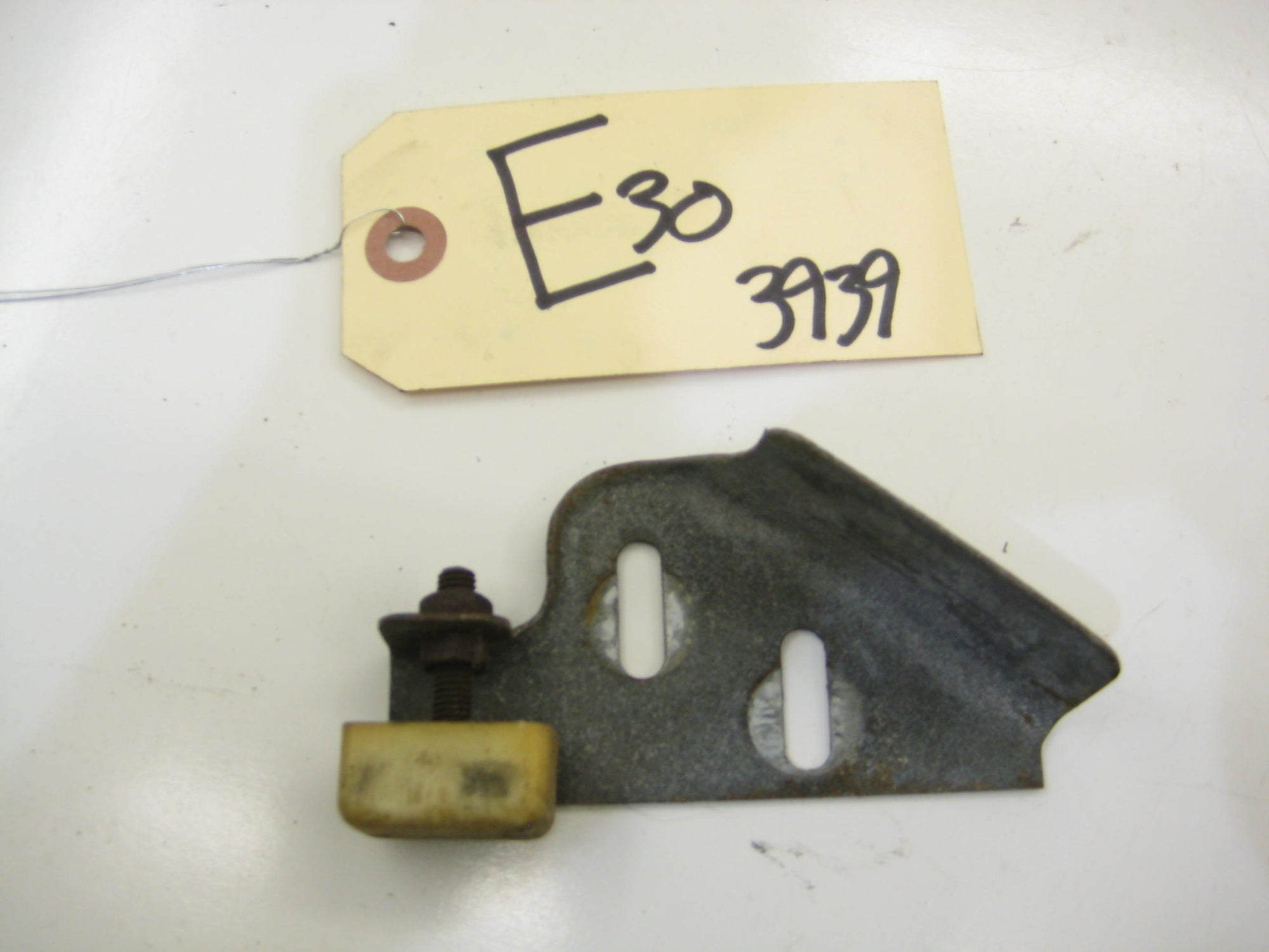 Drivers Side Hood Bar Guide