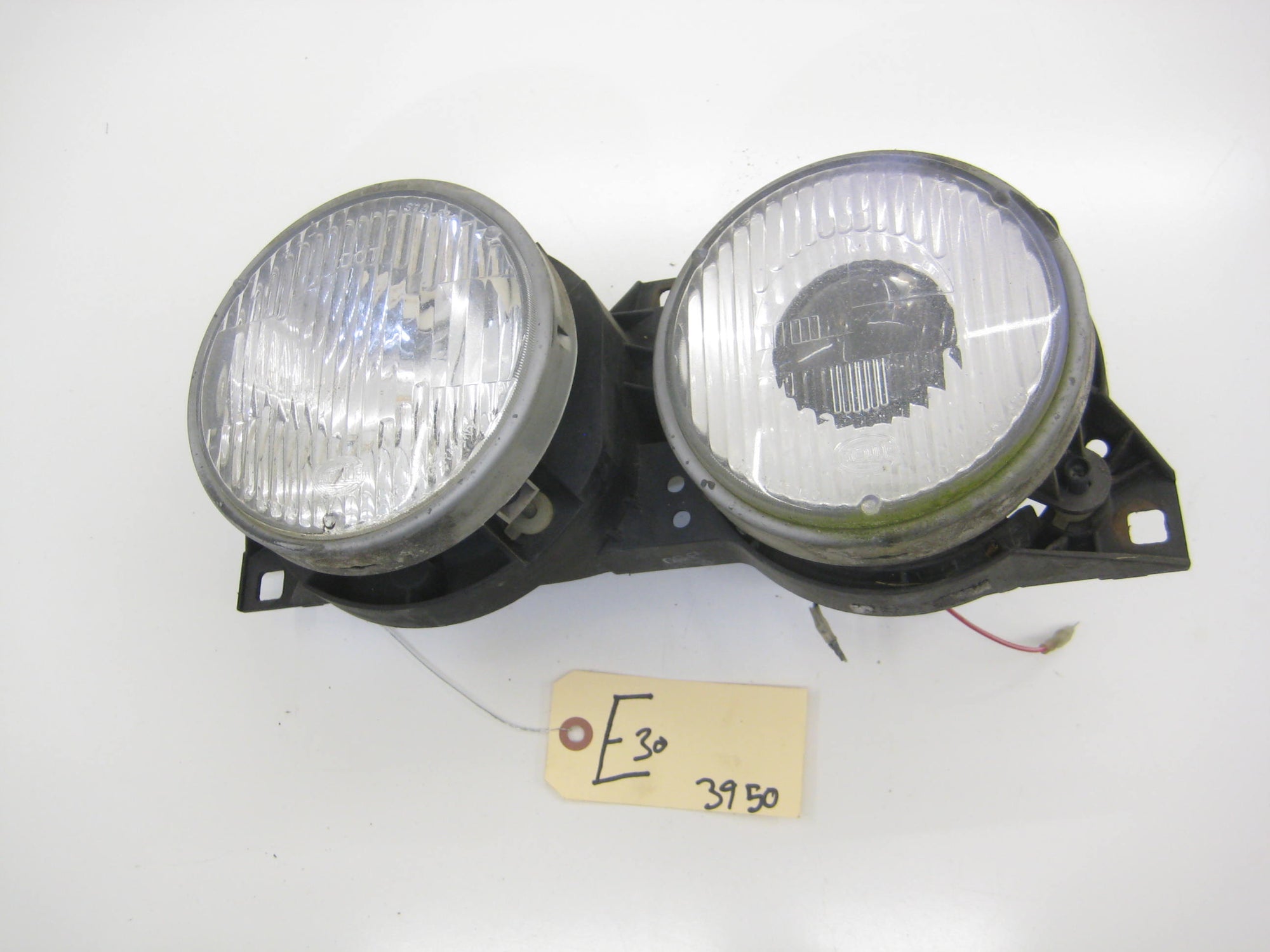 Right Passenger Projector Headlight