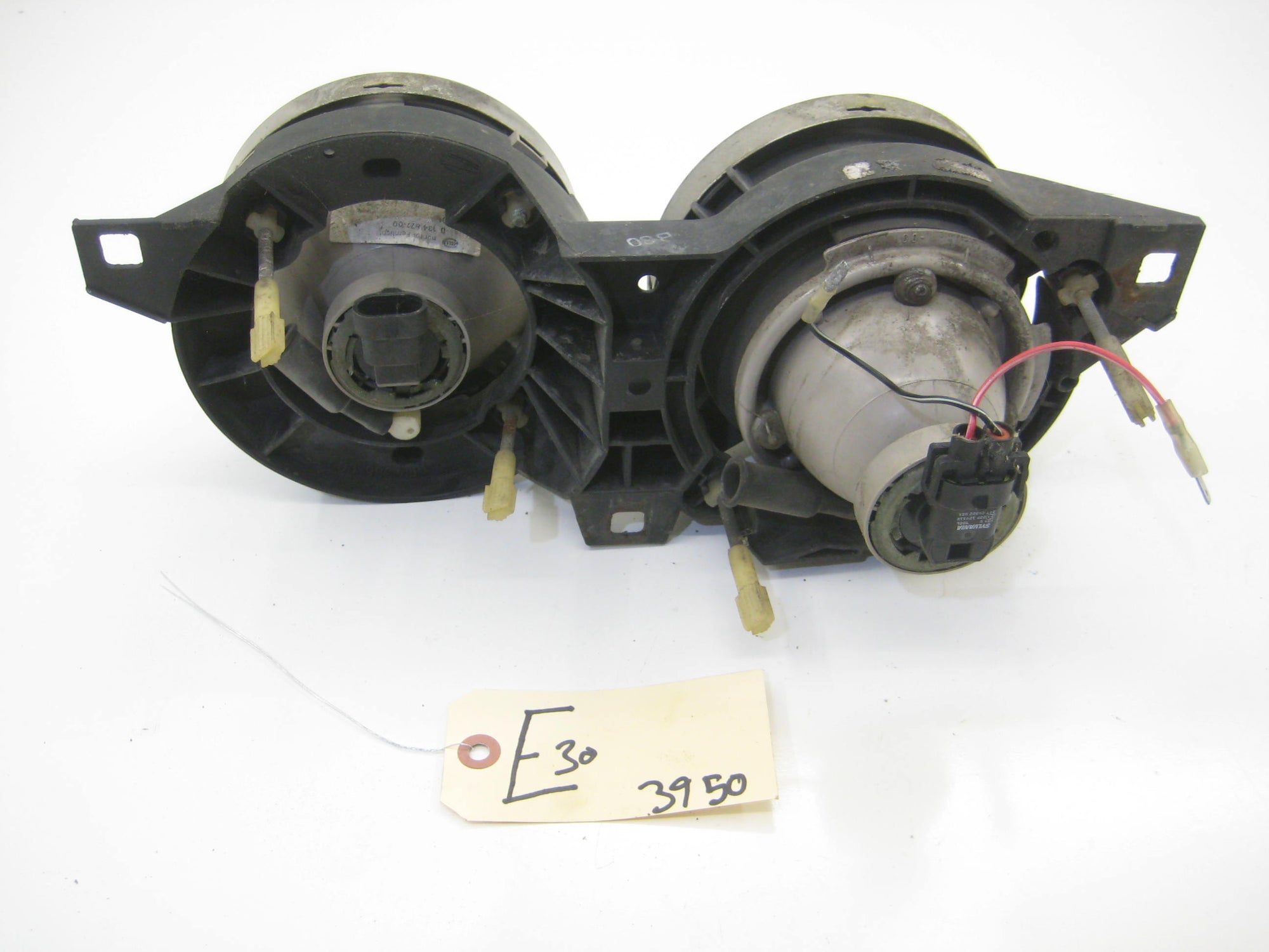 Right Passenger Projector Headlight