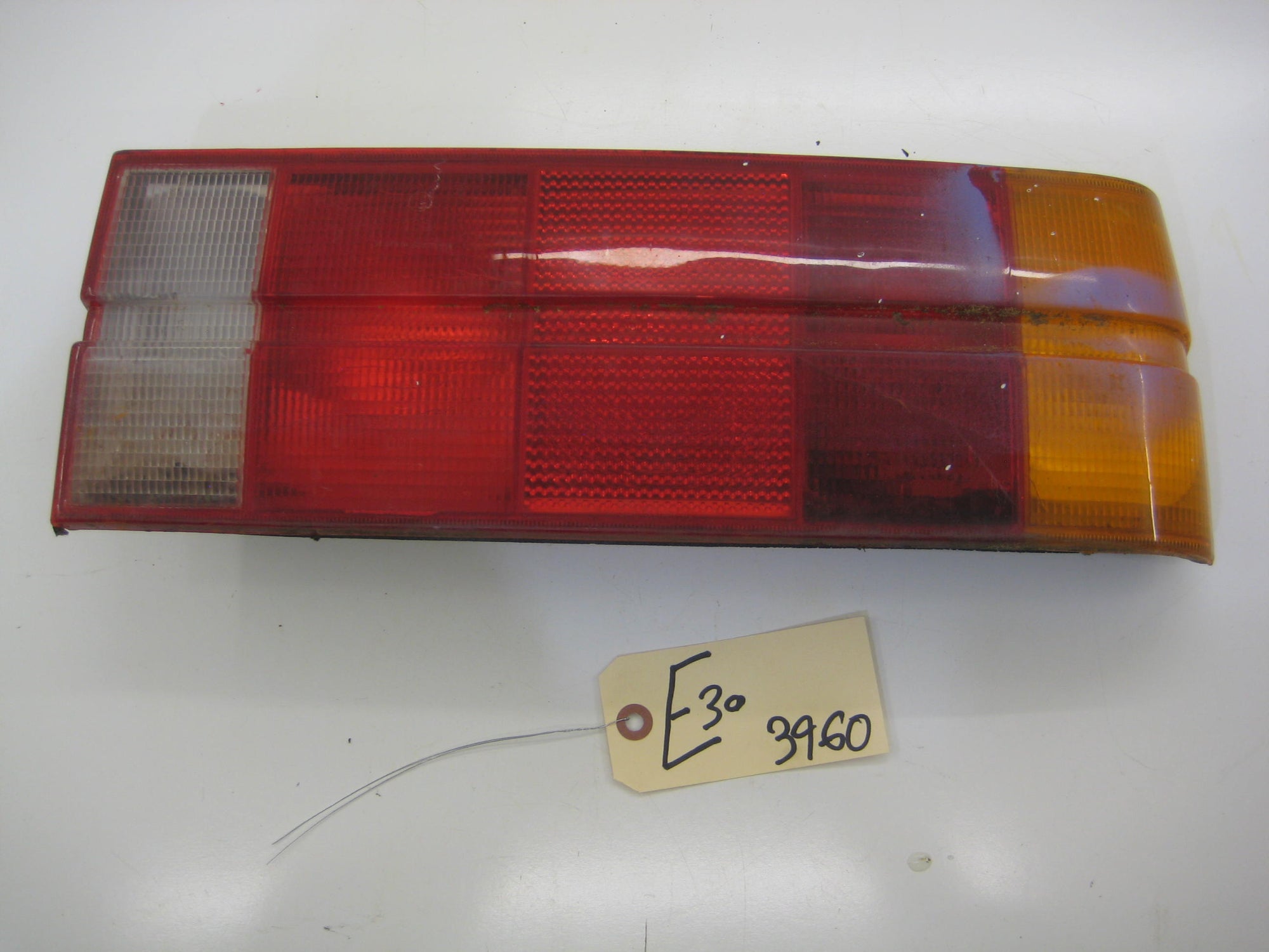 Right Passenger Tail Light (Early Car)