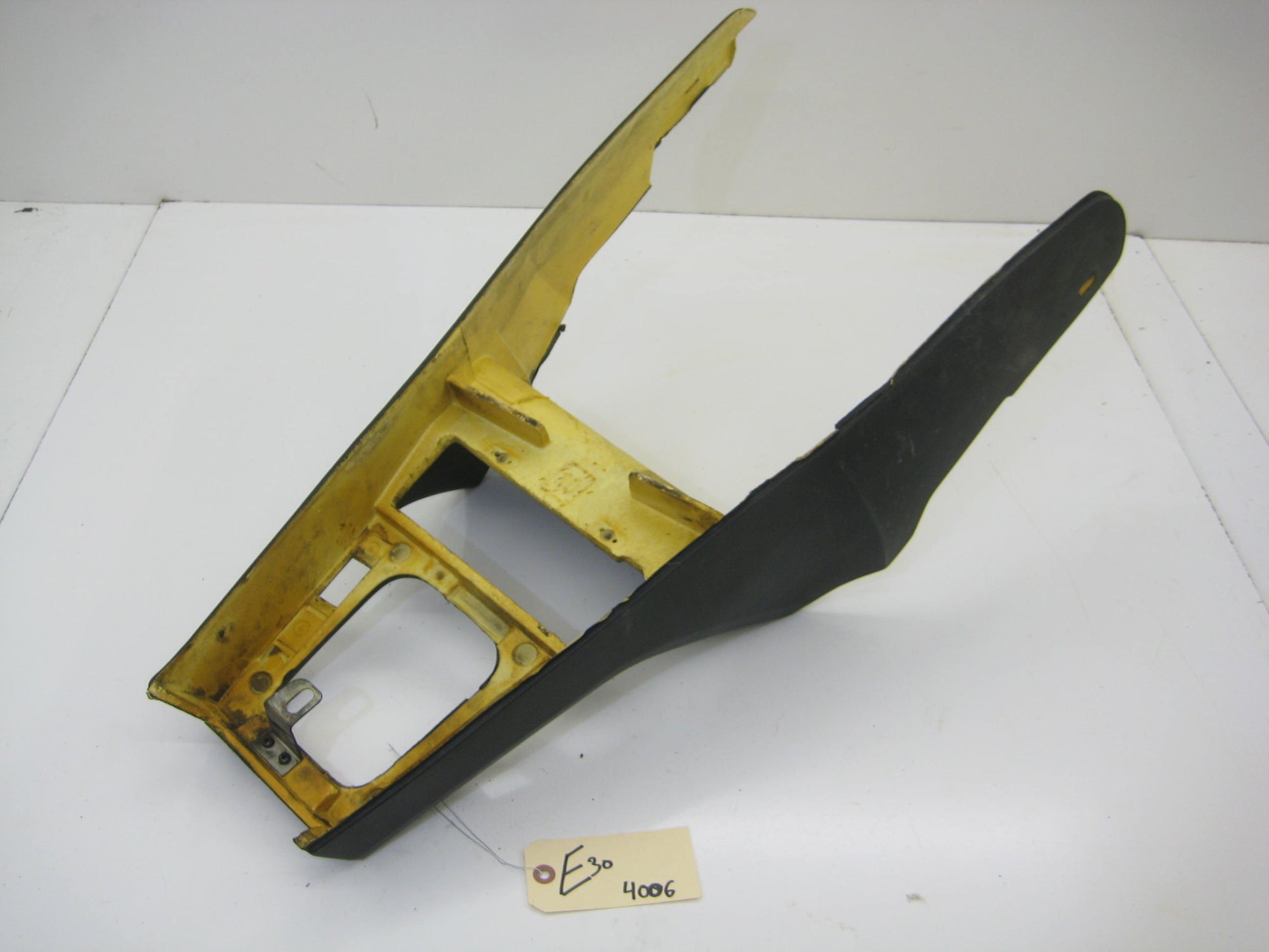 Coupe Center Console