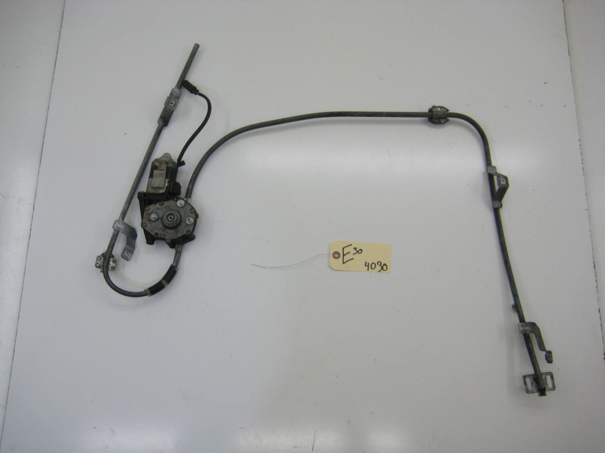 Left Drivers Side Coupe Window Regulator And Motor (Early)