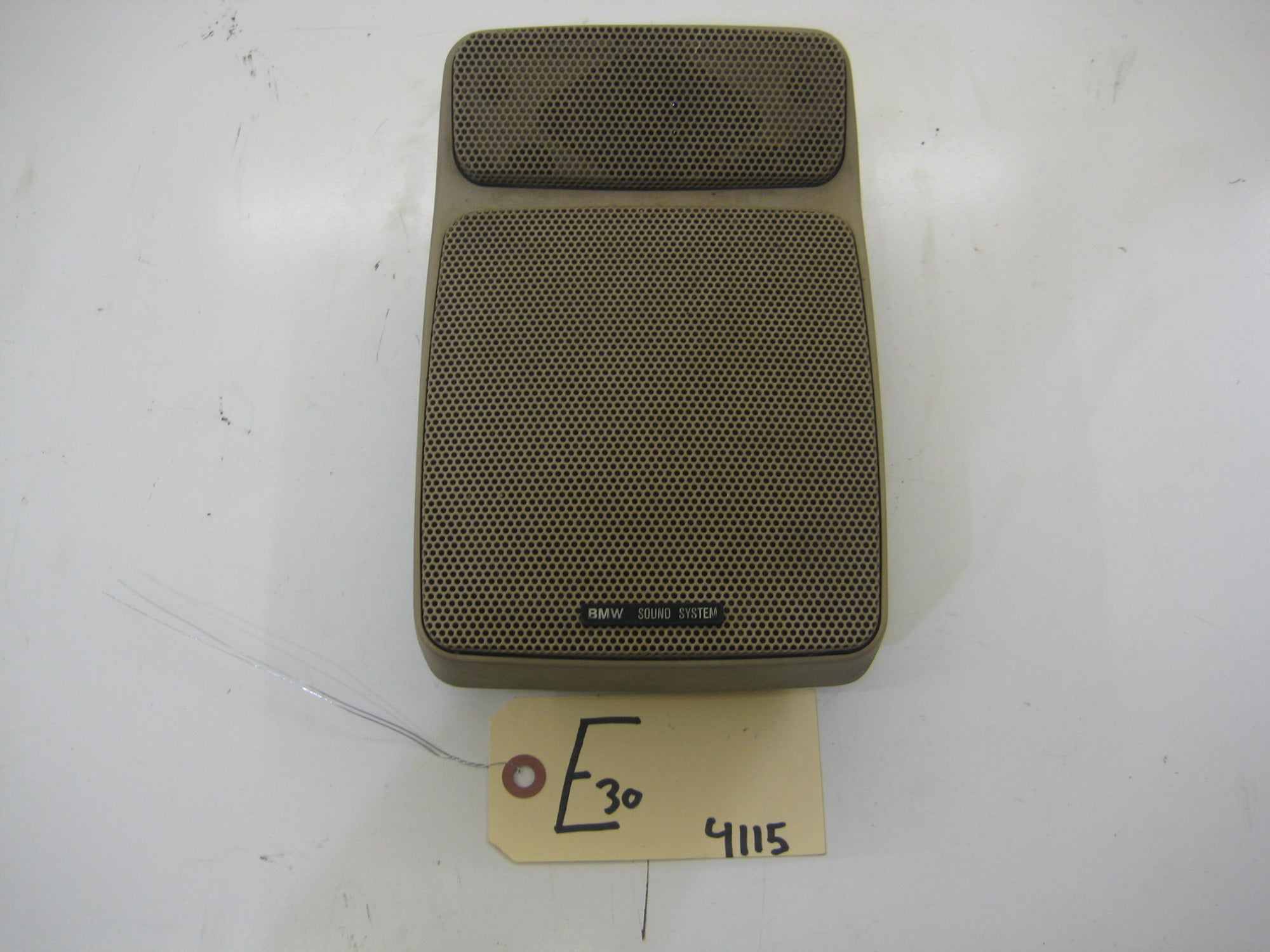 Premium Rear Speaker