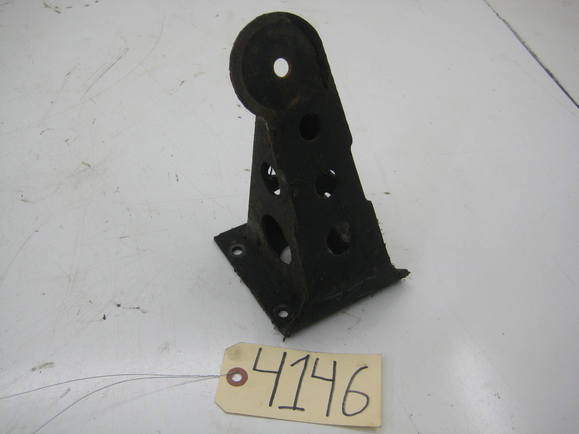 M20 Passenger Side Engine Mount Arm