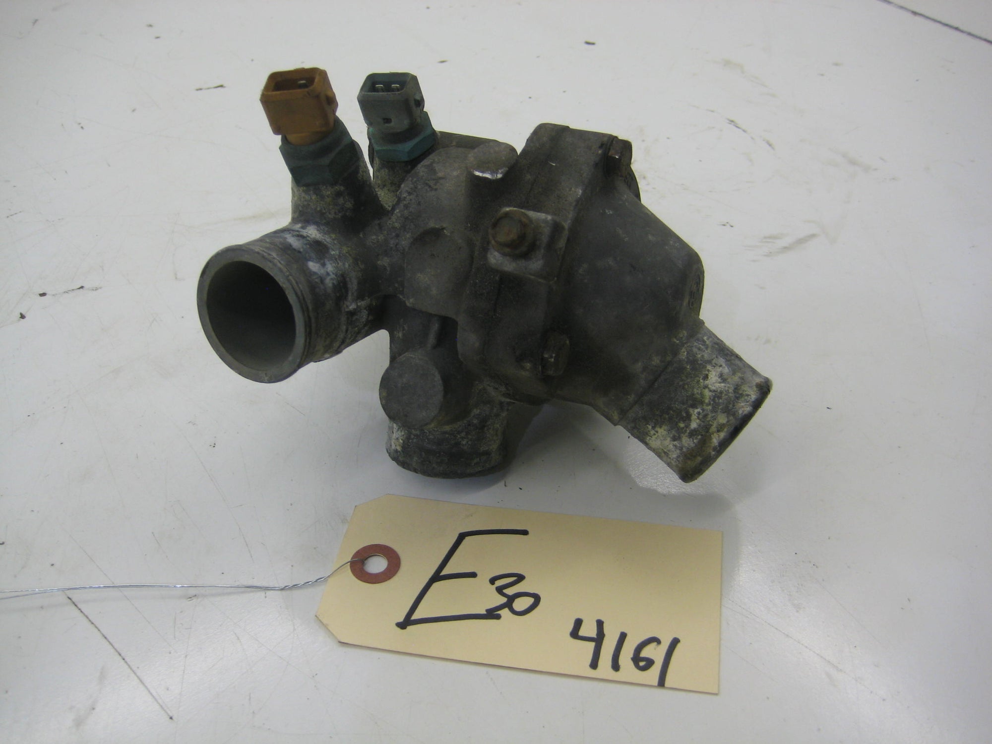 M20 Thermostat Housing