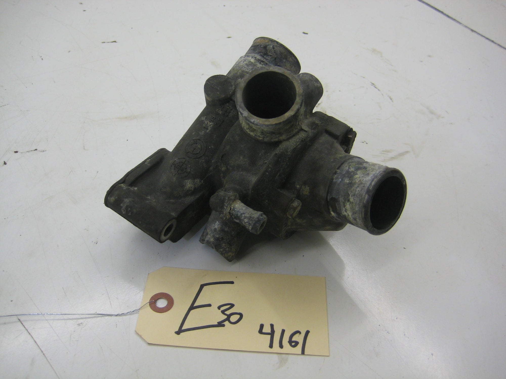 M20 Thermostat Housing