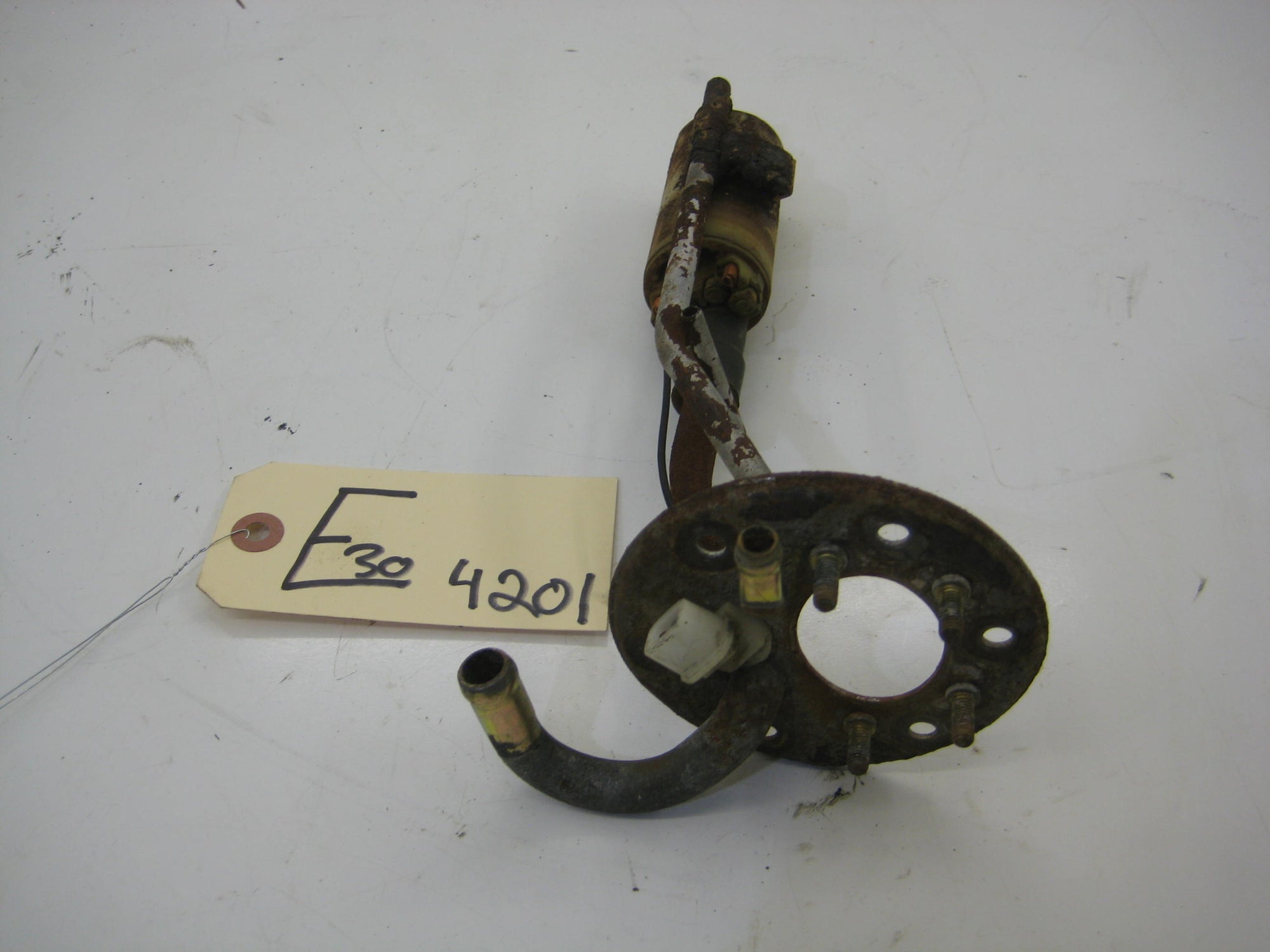 Early Fuel Pump Hanger