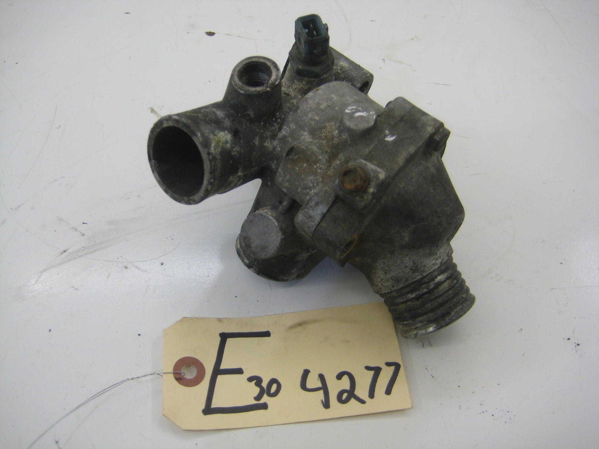M20 Thermostat Housing