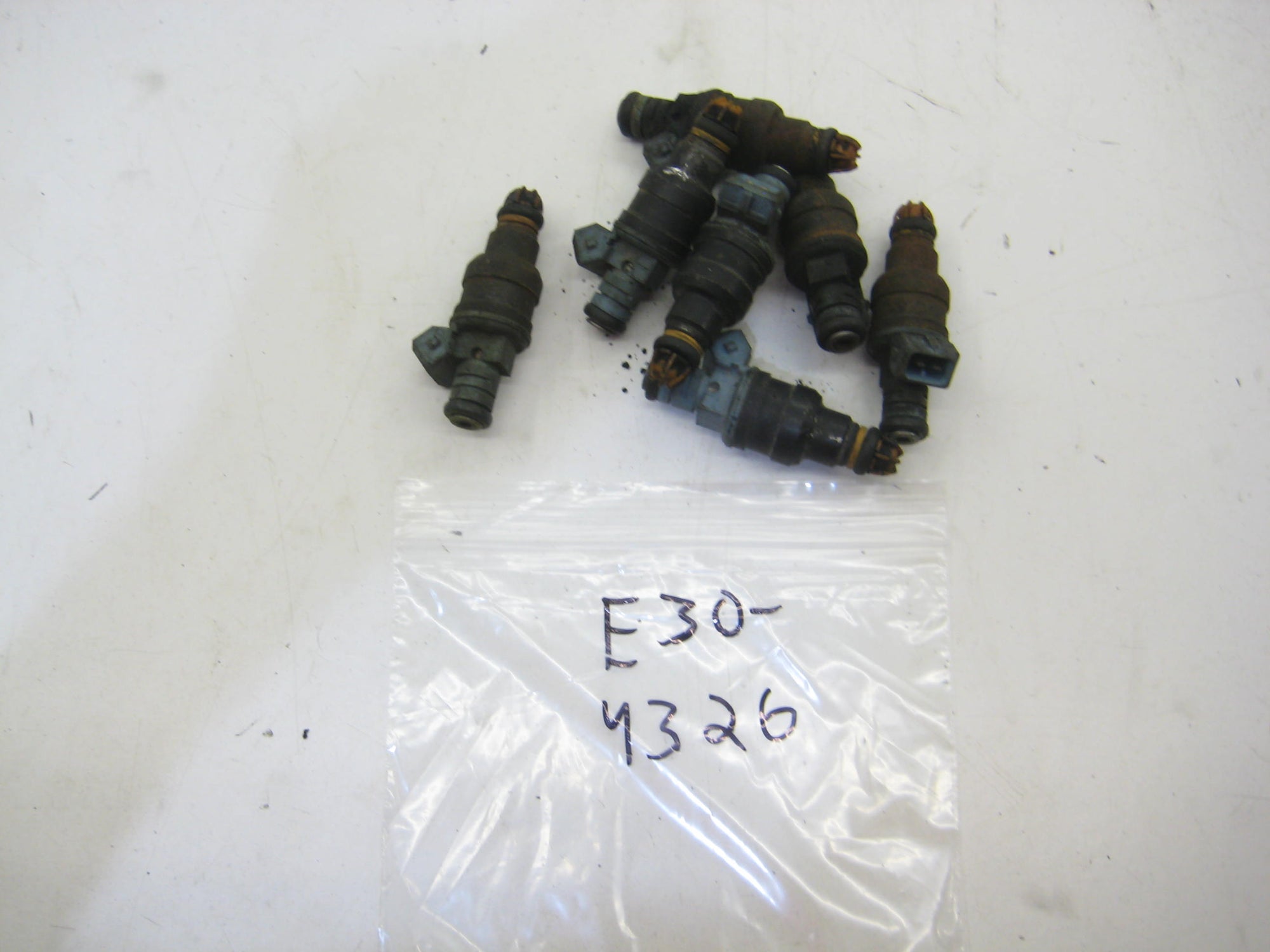 M20B25 Fuel Injectors (7)