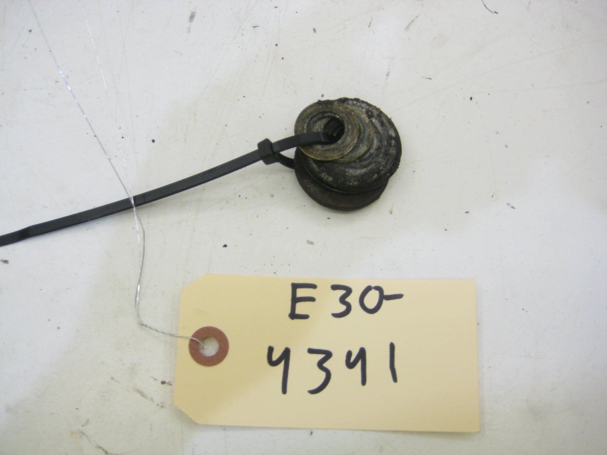 Front Strut Mount Washers