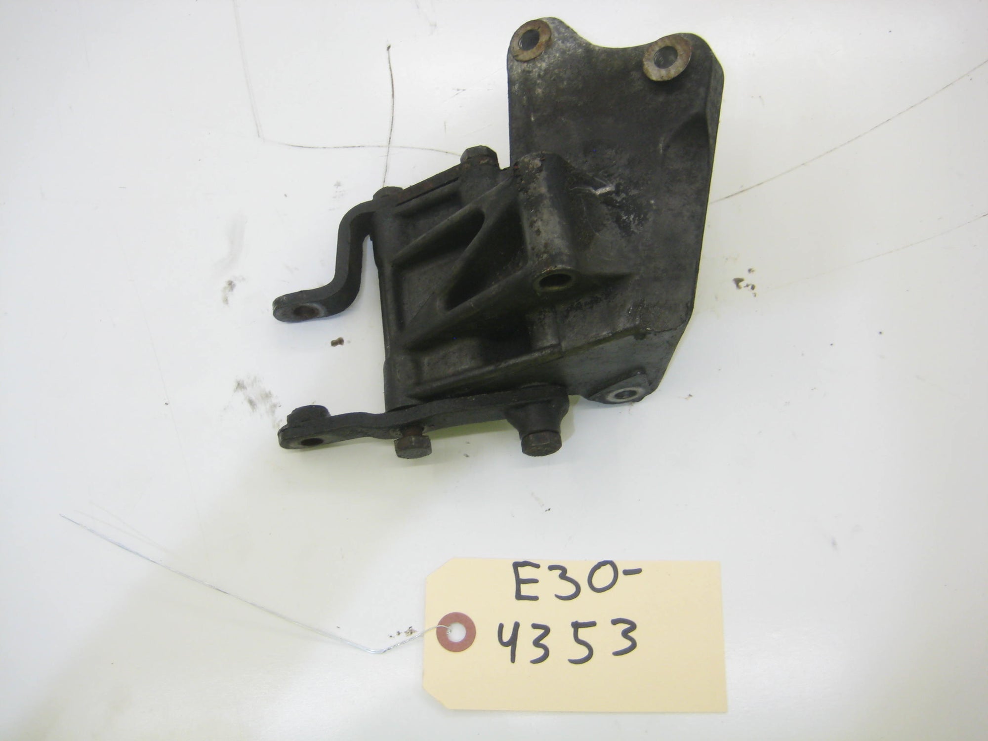 Power Steering Pump Bracket