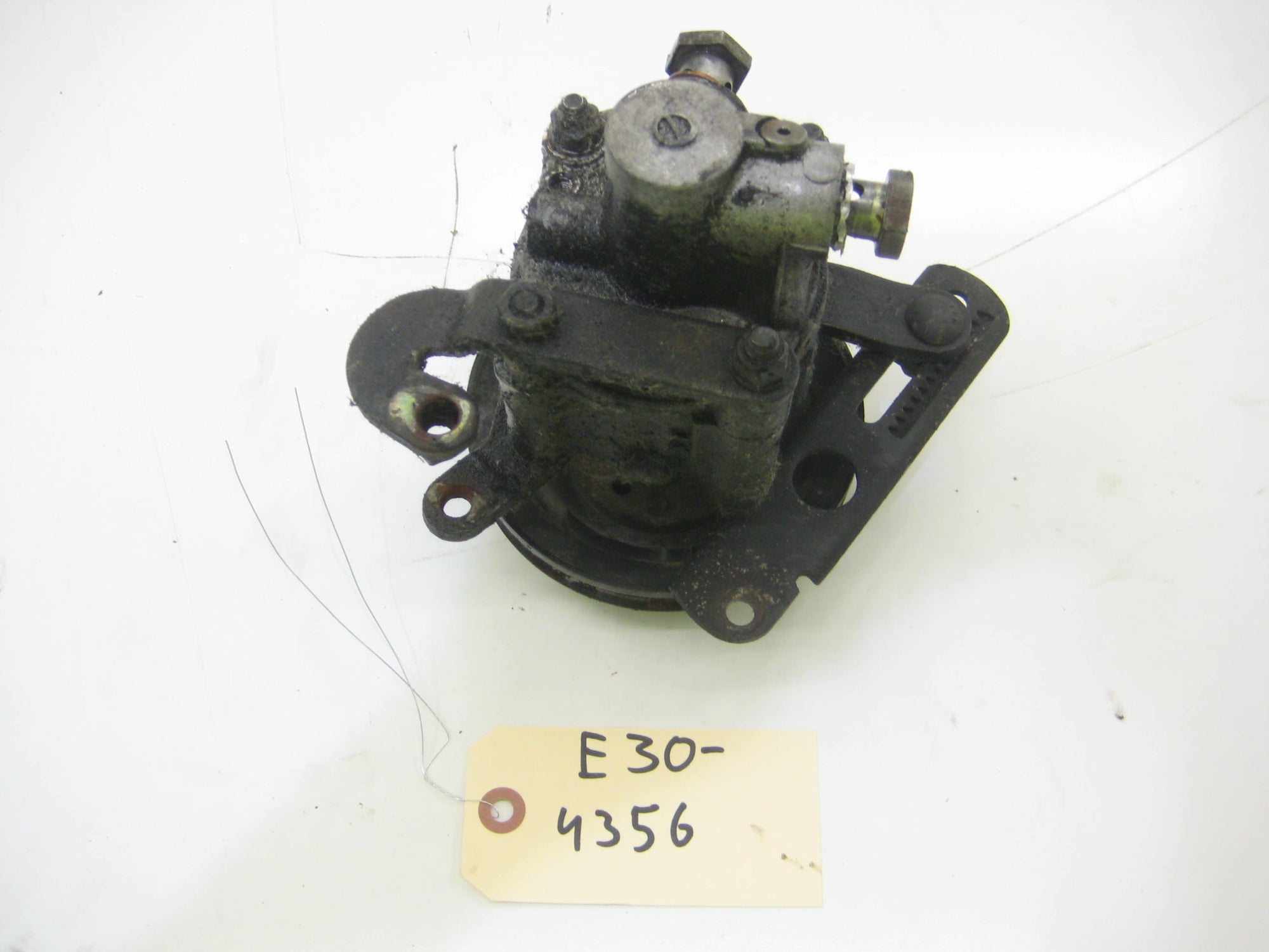 M20 Power Steering Pump